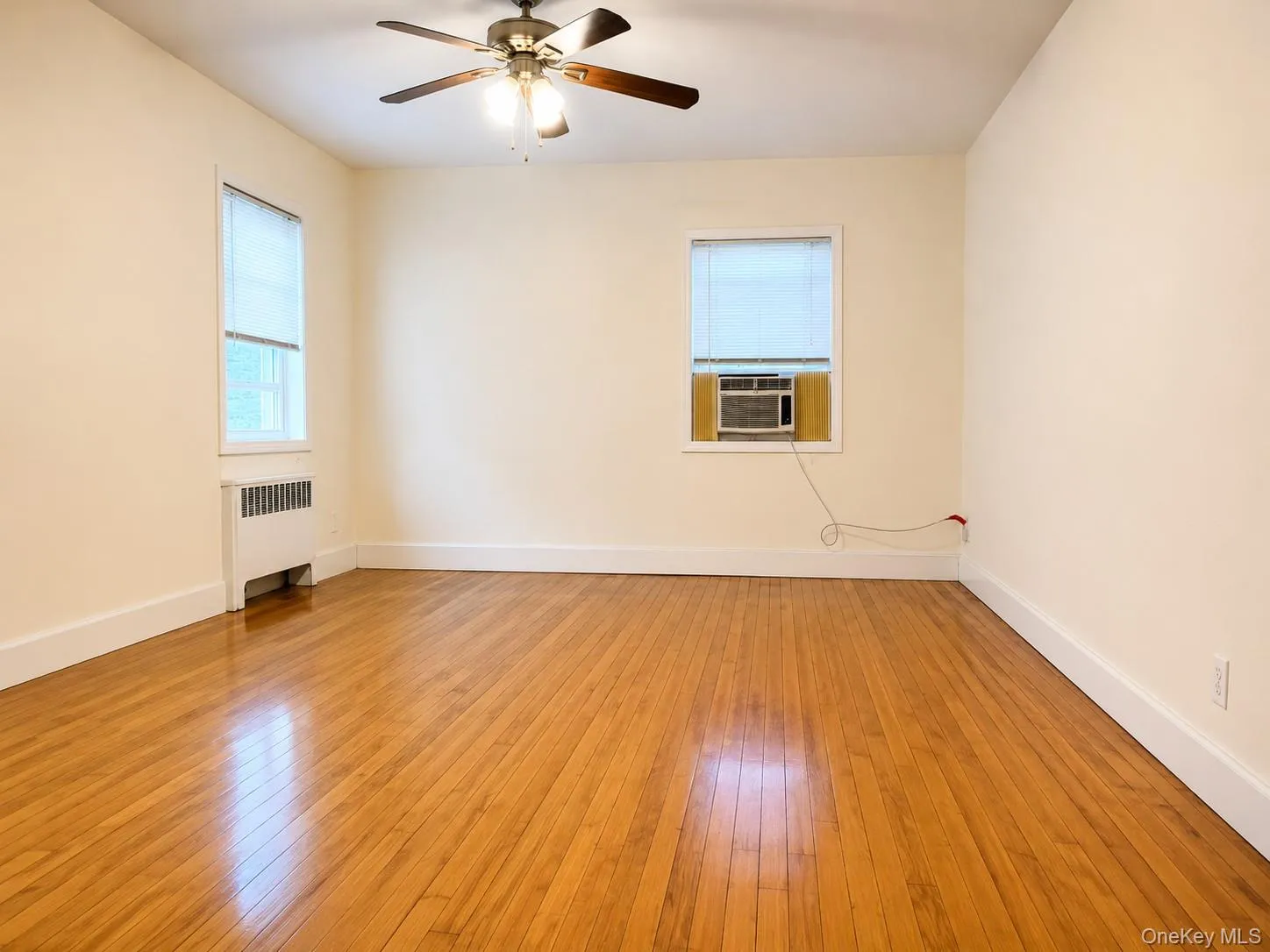 320 Broadway, Greenburgh, NY, 2 Bedrooms Bedrooms, 4 Rooms Rooms,1 BathroomBathrooms,Residential,For Rent,Broadway,0,1039755 320 Broadway, Greenburgh, NY, 2 Bedrooms Bedrooms, 4 Rooms Rooms,1 BathroomBathrooms,Residential,For Rent,Broadway,0,1039755