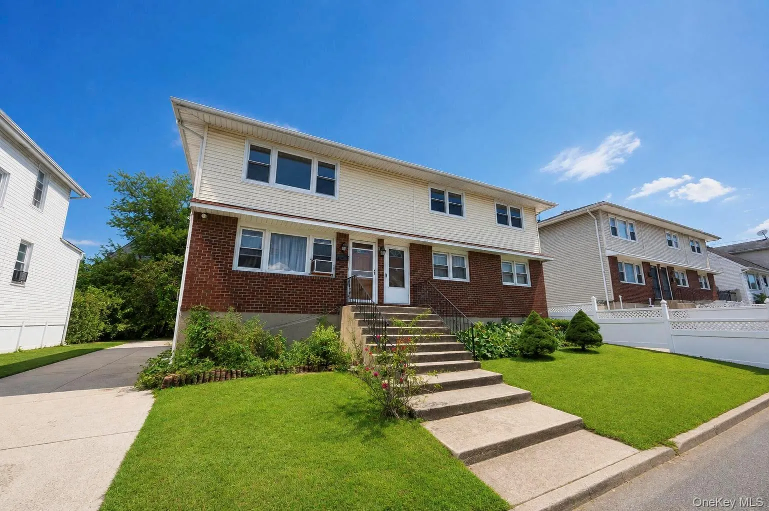 83 Louis Avenue, Hempstead, NY, 3 Bedrooms Bedrooms, 6 Rooms Rooms,3 BathroomsBathrooms,Residential Lease,For Rent,Louis,0,1039757 83 Louis Avenue, Hempstead, NY, 3 Bedrooms Bedrooms, 6 Rooms Rooms,3 BathroomsBathrooms,Residential Lease,For Rent,Louis,0,1039757