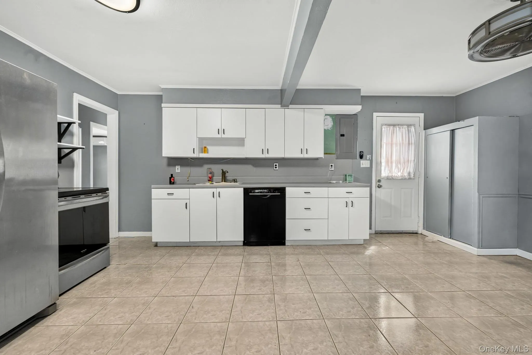 10 Park Court, Oyster Bay, NY, 4 Bedrooms Bedrooms, 7 Rooms Rooms,2 BathroomsBathrooms,Residential,For Rent,Park,0,1039758 10 Park Court, Oyster Bay, NY, 4 Bedrooms Bedrooms, 7 Rooms Rooms,2 BathroomsBathrooms,Residential,For Rent,Park,0,1039758