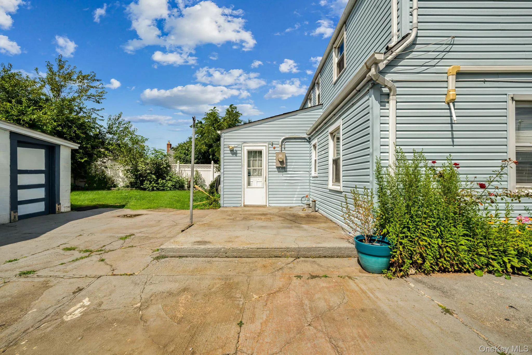 10 Park Court, Oyster Bay, NY, 4 Bedrooms Bedrooms, 7 Rooms Rooms,2 BathroomsBathrooms,Residential,For Rent,Park,0,1039758 10 Park Court, Oyster Bay, NY, 4 Bedrooms Bedrooms, 7 Rooms Rooms,2 BathroomsBathrooms,Residential,For Rent,Park,0,1039758