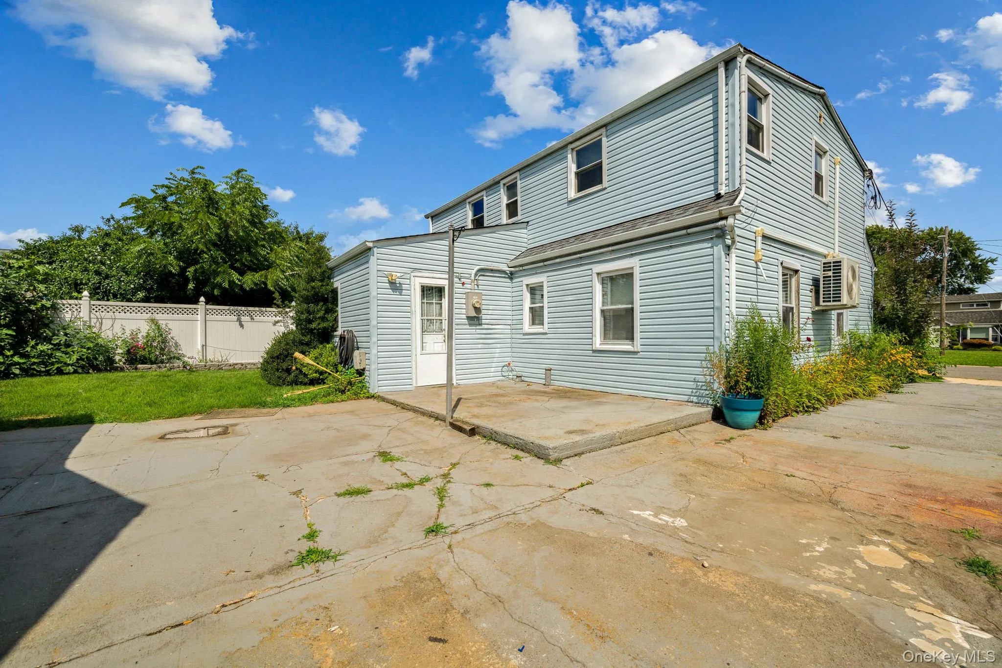 10 Park Court, Oyster Bay, NY, 4 Bedrooms Bedrooms, 7 Rooms Rooms,2 BathroomsBathrooms,Residential,For Rent,Park,0,1039758 10 Park Court, Oyster Bay, NY, 4 Bedrooms Bedrooms, 7 Rooms Rooms,2 BathroomsBathrooms,Residential,For Rent,Park,0,1039758