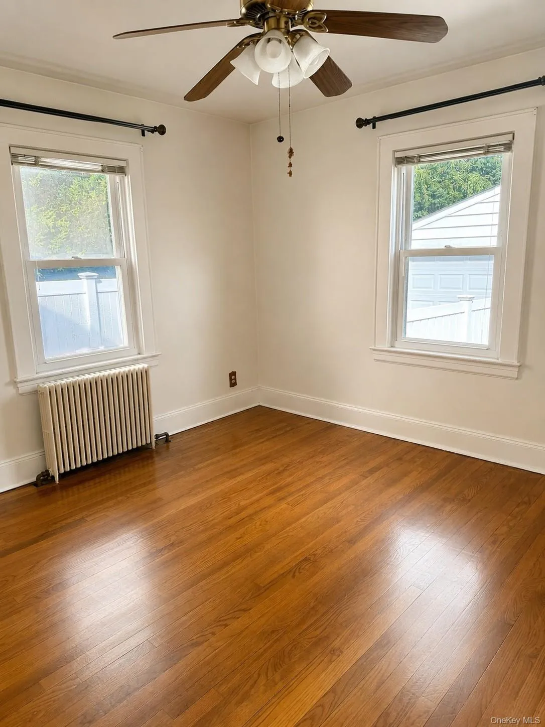 50 Notre Dame Avenue, Oyster Bay, NY, 3 Bedrooms Bedrooms, 6 Rooms Rooms,1 BathroomBathrooms,Residential,For Rent,Notre Dame,0,1039765 50 Notre Dame Avenue, Oyster Bay, NY, 3 Bedrooms Bedrooms, 6 Rooms Rooms,1 BathroomBathrooms,Residential,For Rent,Notre Dame,0,1039765