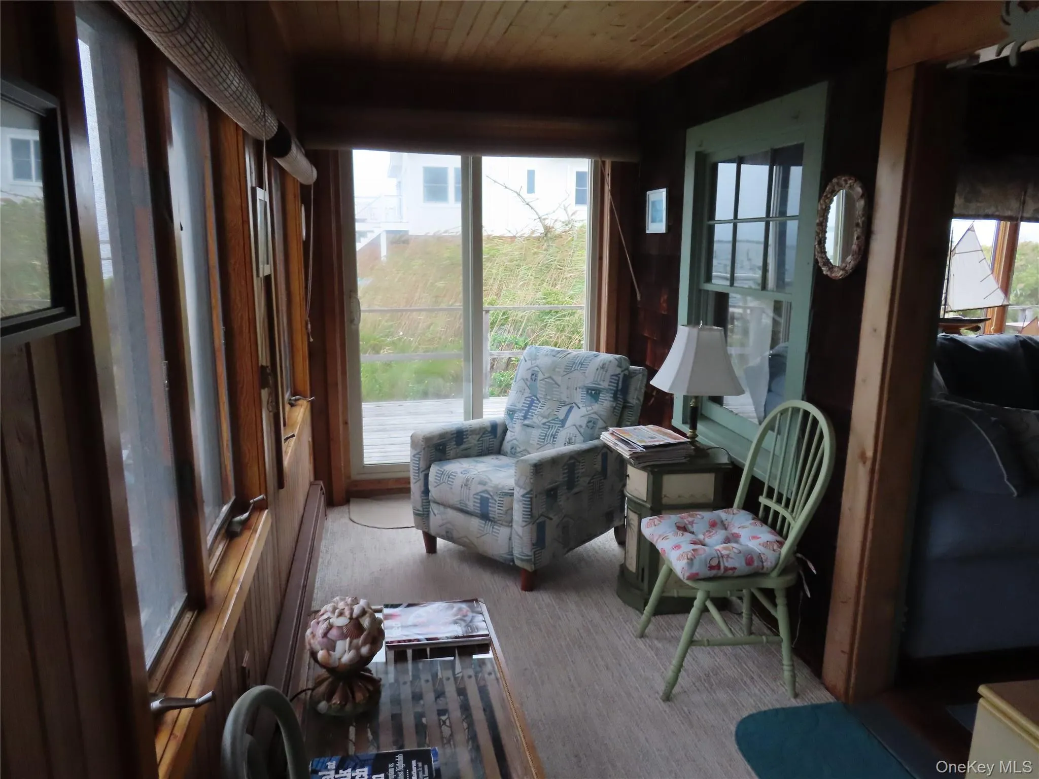 Sunroom / solarium with baseboard heating Sunroom / solarium with baseboard heating