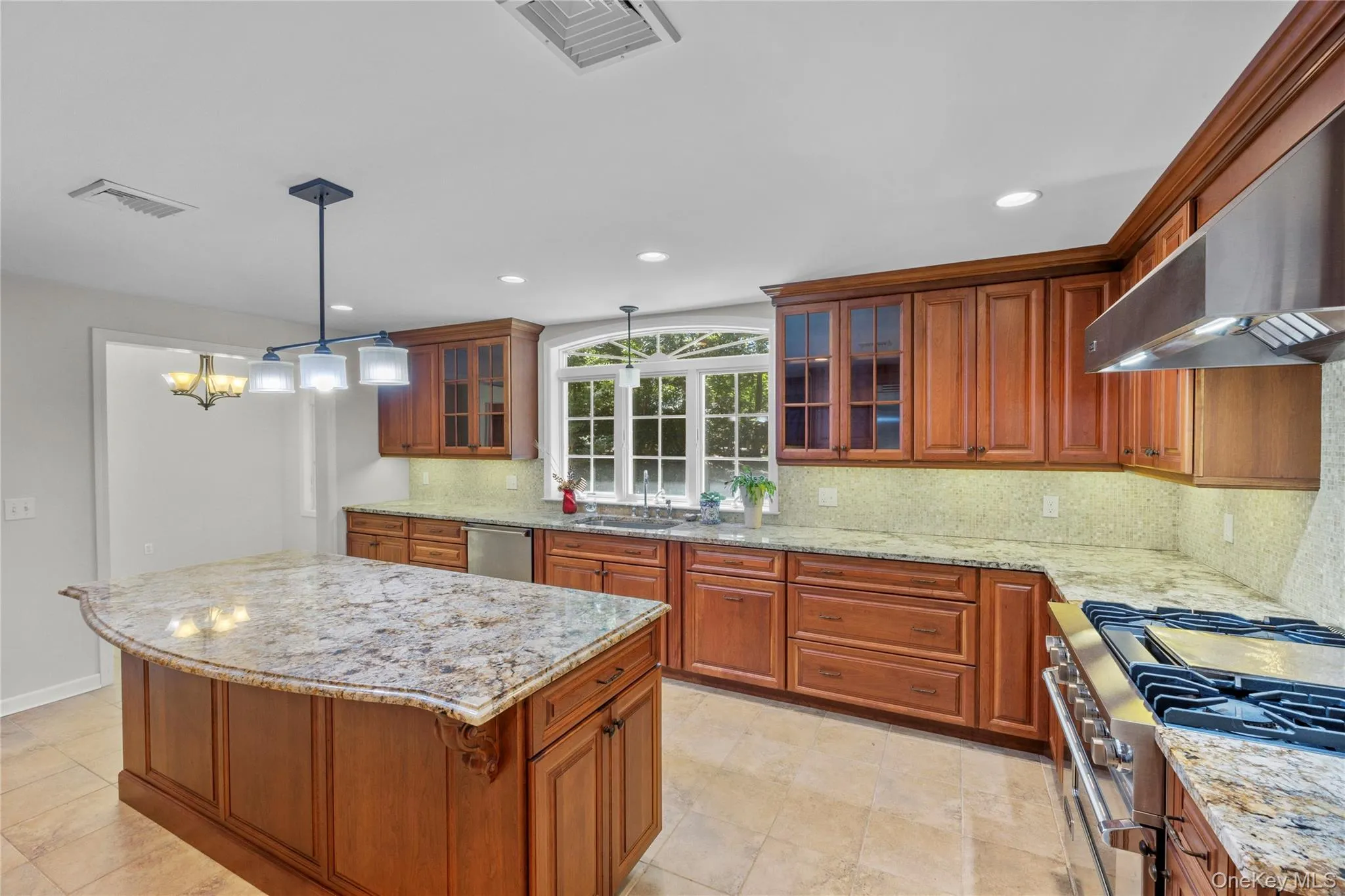 23 Cliff Road, Brookhaven, NY, 7 Bedrooms Bedrooms, 12 Rooms Rooms,5 BathroomsBathrooms,Residential,For Rent,Cliff,0,1039772 23 Cliff Road, Brookhaven, NY, 7 Bedrooms Bedrooms, 12 Rooms Rooms,5 BathroomsBathrooms,Residential,For Rent,Cliff,0,1039772