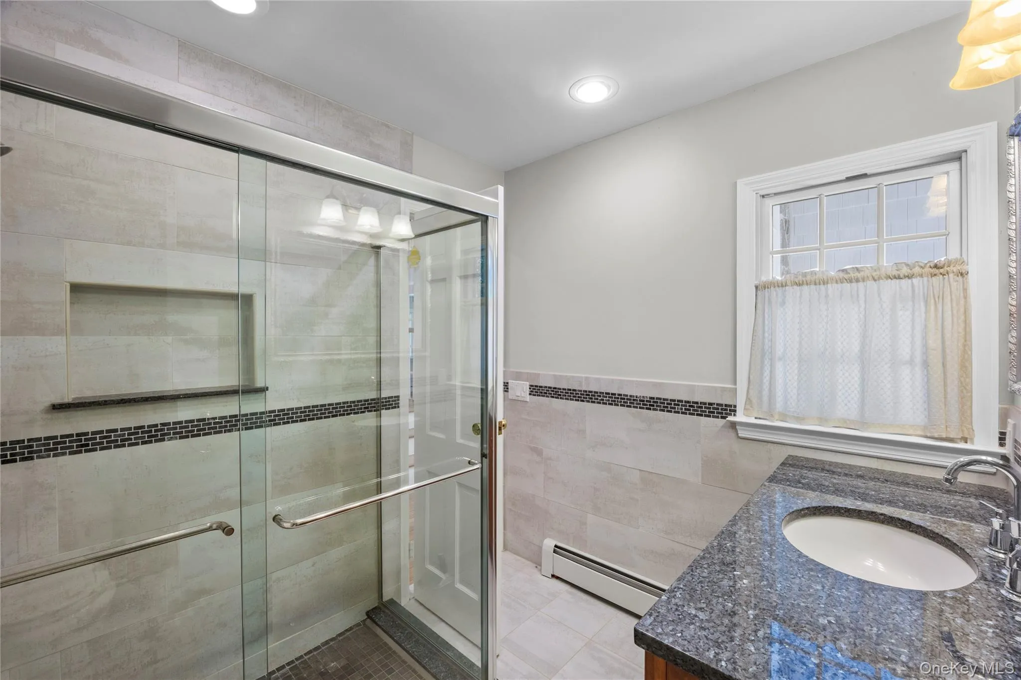 23 Cliff Road, Brookhaven, NY, 7 Bedrooms Bedrooms, 12 Rooms Rooms,5 BathroomsBathrooms,Residential,For Rent,Cliff,0,1039772 23 Cliff Road, Brookhaven, NY, 7 Bedrooms Bedrooms, 12 Rooms Rooms,5 BathroomsBathrooms,Residential,For Rent,Cliff,0,1039772