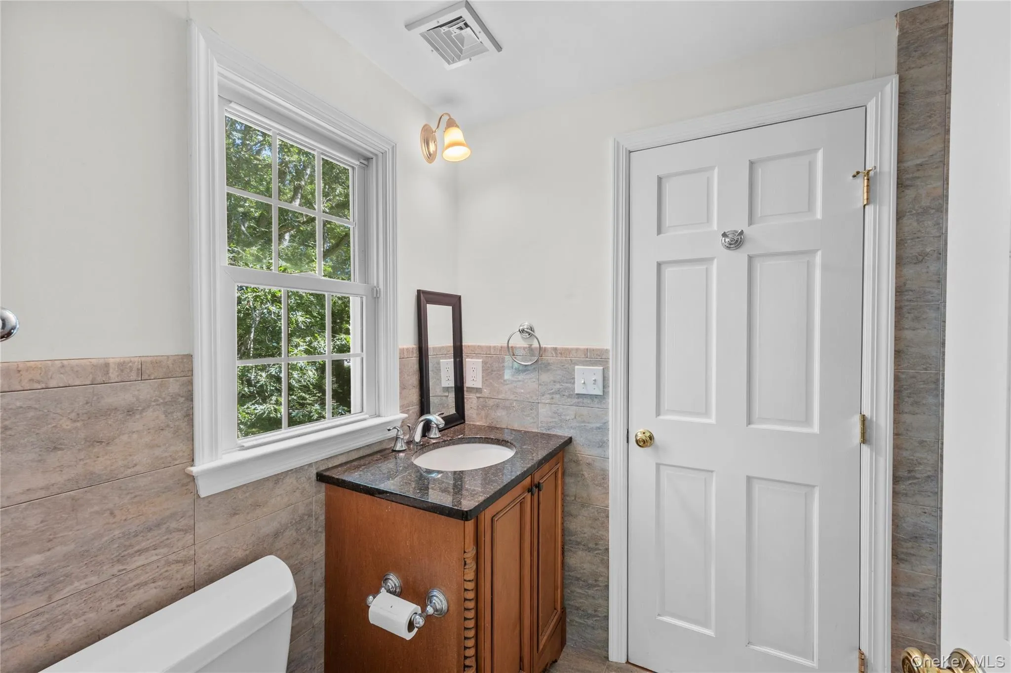 23 Cliff Road, Brookhaven, NY, 7 Bedrooms Bedrooms, 12 Rooms Rooms,5 BathroomsBathrooms,Residential,For Rent,Cliff,0,1039772 23 Cliff Road, Brookhaven, NY, 7 Bedrooms Bedrooms, 12 Rooms Rooms,5 BathroomsBathrooms,Residential,For Rent,Cliff,0,1039772