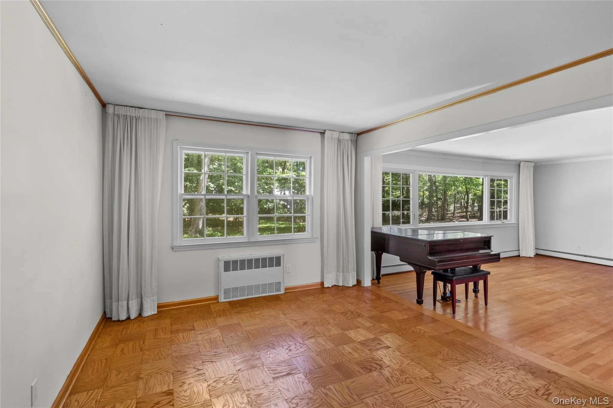 23 Cliff Road, Brookhaven, NY, 7 Bedrooms Bedrooms, 12 Rooms Rooms,5 BathroomsBathrooms,Residential,For Rent,Cliff,0,1039772 23 Cliff Road, Brookhaven, NY, 7 Bedrooms Bedrooms, 12 Rooms Rooms,5 BathroomsBathrooms,Residential,For Rent,Cliff,0,1039772