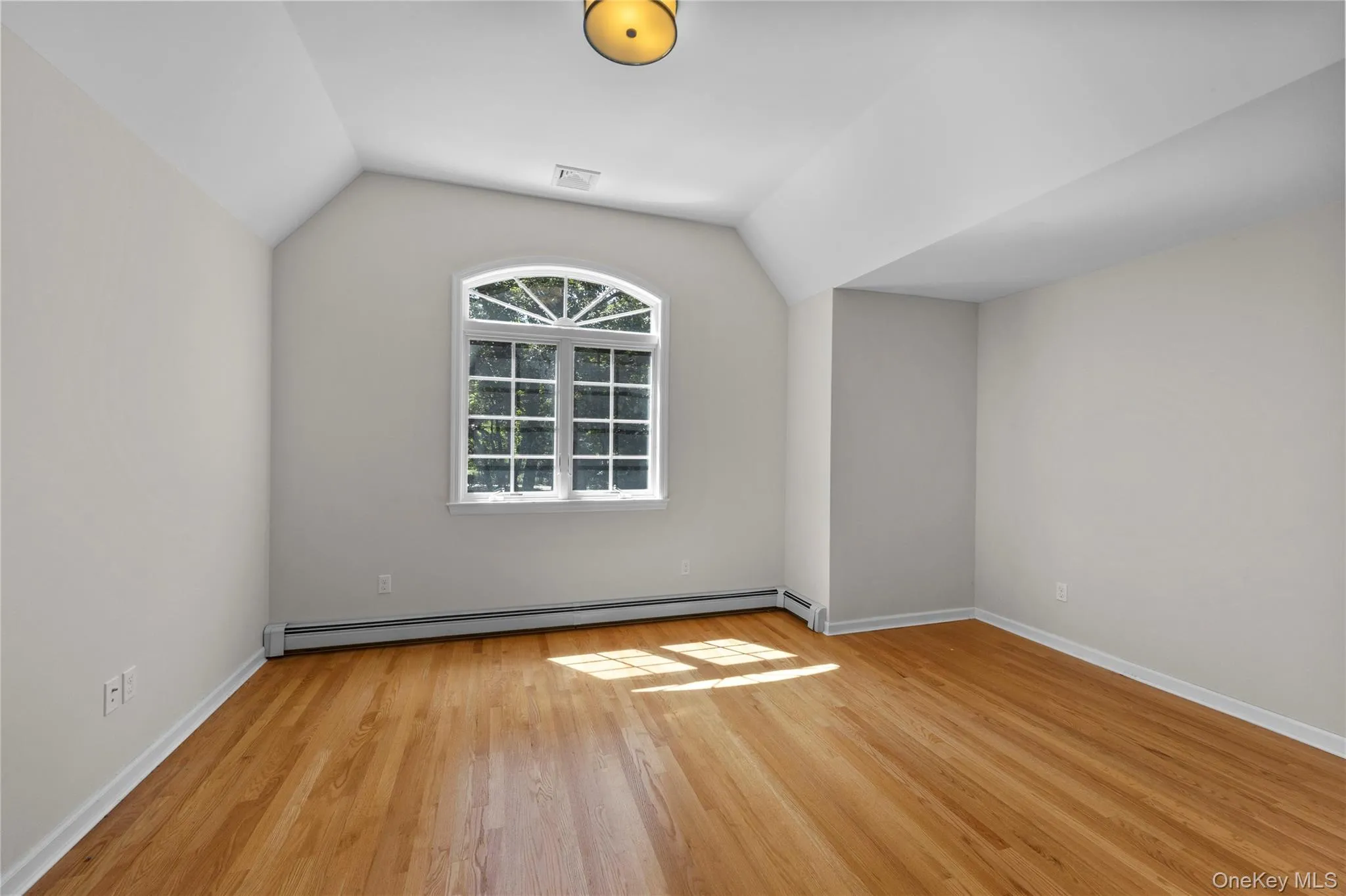 23 Cliff Road, Brookhaven, NY, 7 Bedrooms Bedrooms, 12 Rooms Rooms,5 BathroomsBathrooms,Residential,For Rent,Cliff,0,1039772 23 Cliff Road, Brookhaven, NY, 7 Bedrooms Bedrooms, 12 Rooms Rooms,5 BathroomsBathrooms,Residential,For Rent,Cliff,0,1039772