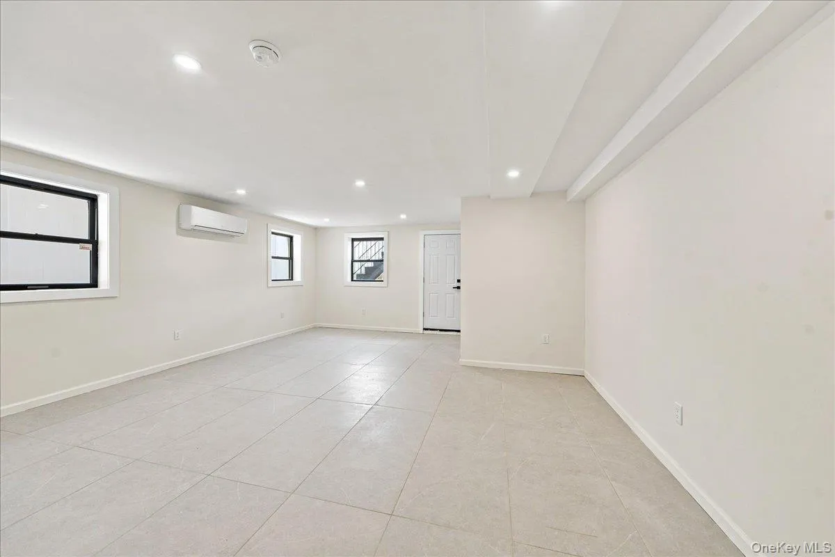 Open versatile space for whatever you would like Open versatile space for whatever you would like