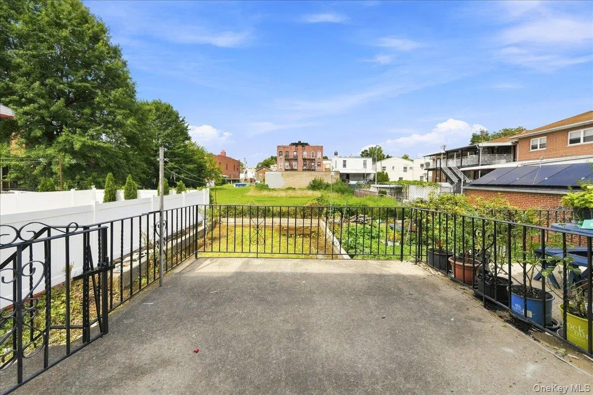 Rear porch is great from dining al fresco. Situated right off the kitchen for easy access. Rear porch is great from dining al fresco. Situated right off the kitchen for easy access.