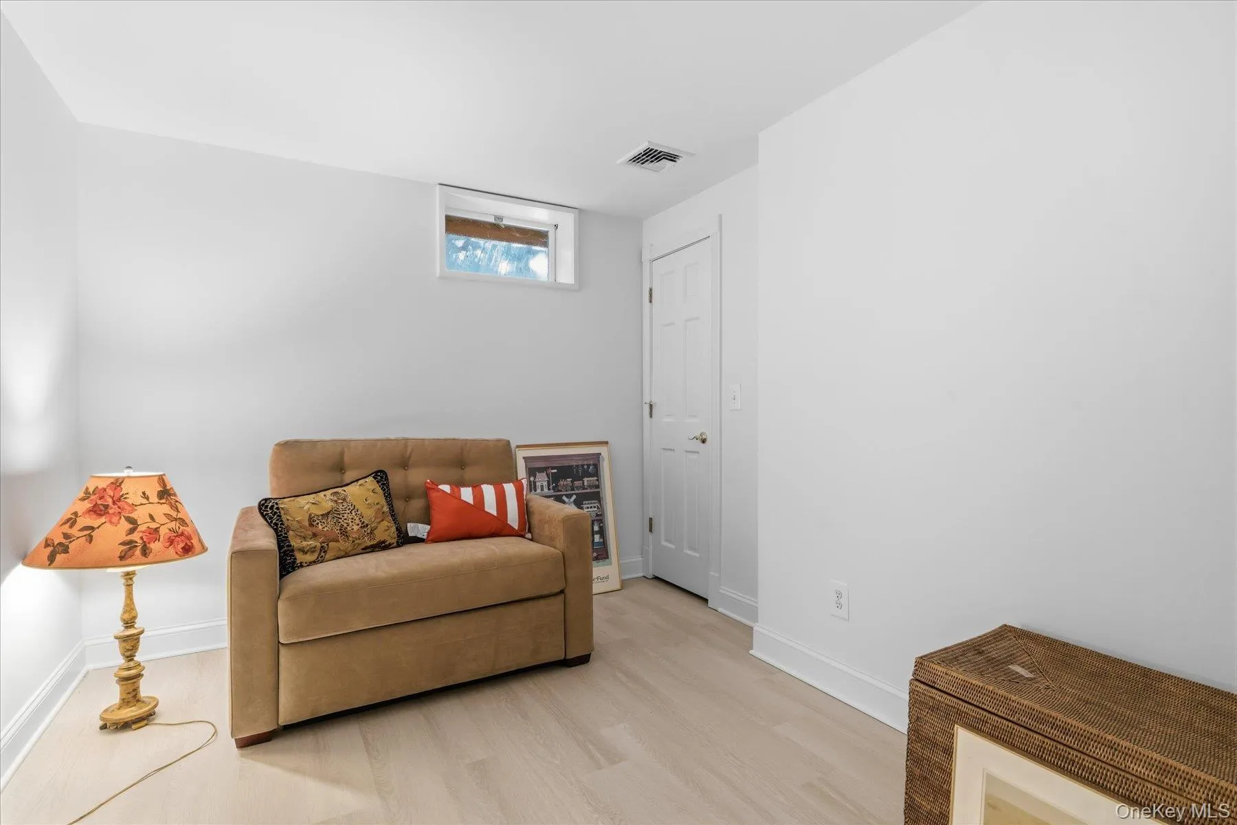27 Cedar Lane, Southampton, NY, 5 Bedrooms Bedrooms, 11 Rooms Rooms,6 BathroomsBathrooms,Residential,For Rent,Cedar,0,1039774 27 Cedar Lane, Southampton, NY, 5 Bedrooms Bedrooms, 11 Rooms Rooms,6 BathroomsBathrooms,Residential,For Rent,Cedar,0,1039774