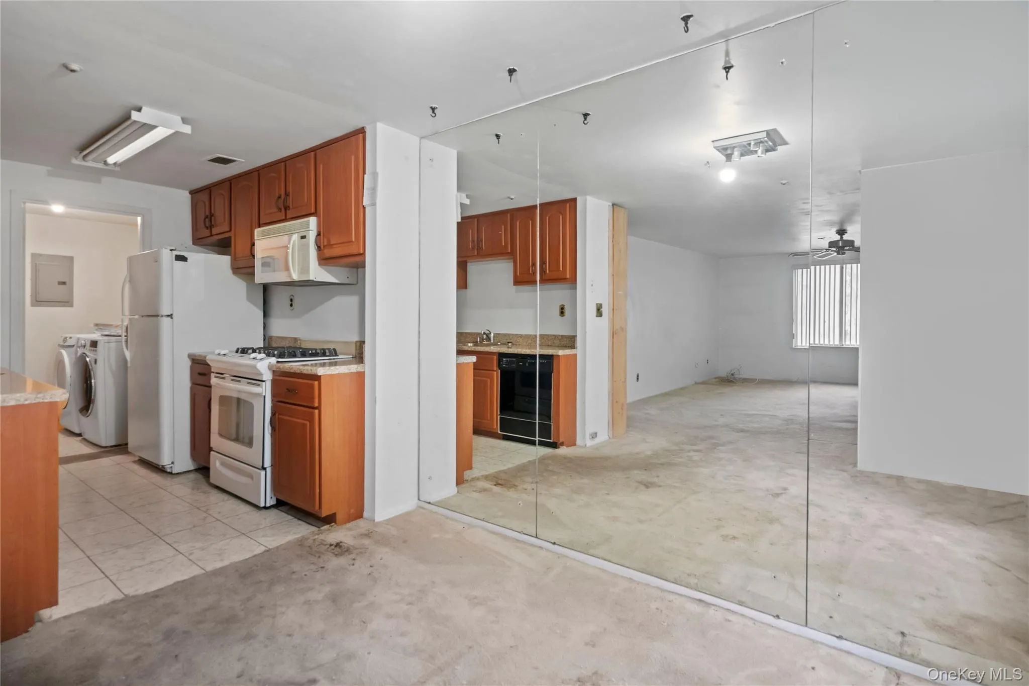 221 Sagamore Hills Drive, Brookhaven, NY, 1 Bedroom Bedrooms, 4 Rooms Rooms,1 BathroomBathrooms,Residential,For Rent,Sagamore Hills,0,1039776 221 Sagamore Hills Drive, Brookhaven, NY, 1 Bedroom Bedrooms, 4 Rooms Rooms,1 BathroomBathrooms,Residential,For Rent,Sagamore Hills,0,1039776
