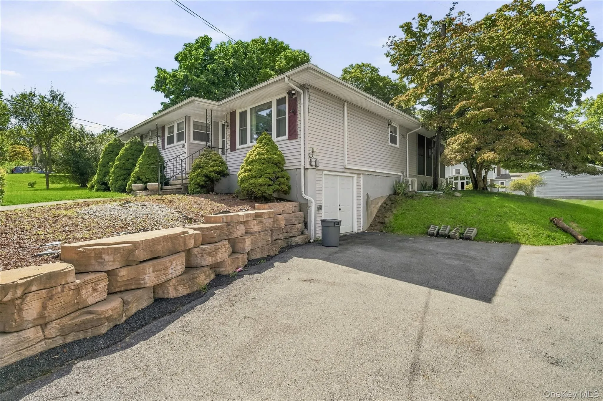 124 Rye Hill Road, Monroe, NY, 3 Bedrooms Bedrooms, 7 Rooms Rooms,1 BathroomBathrooms,Residential,For Rent,Rye Hill,0,1039778 124 Rye Hill Road, Monroe, NY, 3 Bedrooms Bedrooms, 7 Rooms Rooms,1 BathroomBathrooms,Residential,For Rent,Rye Hill,0,1039778