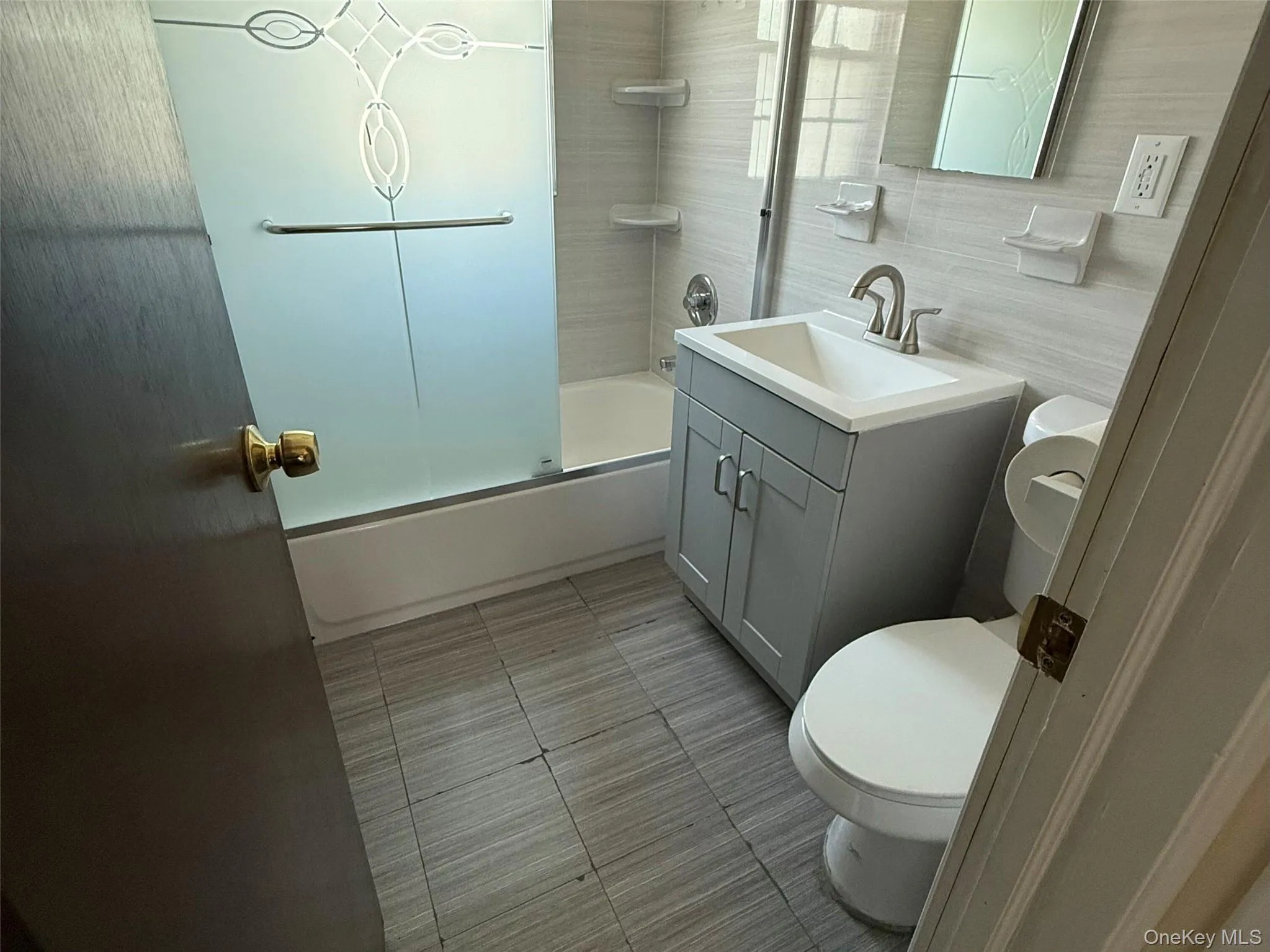 8838 247th Street, New York, NY, 2 Bedrooms Bedrooms, 5 Rooms Rooms,1 BathroomBathrooms,Residential Lease,For Rent,247th,0,1039779 8838 247th Street, New York, NY, 2 Bedrooms Bedrooms, 5 Rooms Rooms,1 BathroomBathrooms,Residential Lease,For Rent,247th,0,1039779