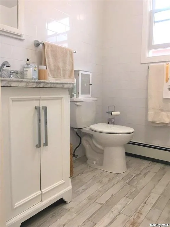 24 Virginia Avenue, Long Beach, NY, 2 Bedrooms Bedrooms, 4 Rooms Rooms,1 BathroomBathrooms,Residential Lease,For Rent,Virginia,0,1039780 24 Virginia Avenue, Long Beach, NY, 2 Bedrooms Bedrooms, 4 Rooms Rooms,1 BathroomBathrooms,Residential Lease,For Rent,Virginia,0,1039780