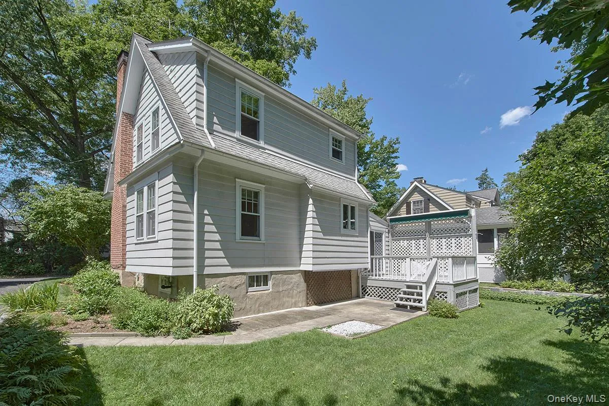 15 Park Street, Rye City, NY, 2 Bedrooms Bedrooms, 6 Rooms Rooms,1 BathroomBathrooms,Residential Lease,For Rent,Park,0,1039781 15 Park Street, Rye City, NY, 2 Bedrooms Bedrooms, 6 Rooms Rooms,1 BathroomBathrooms,Residential Lease,For Rent,Park,0,1039781