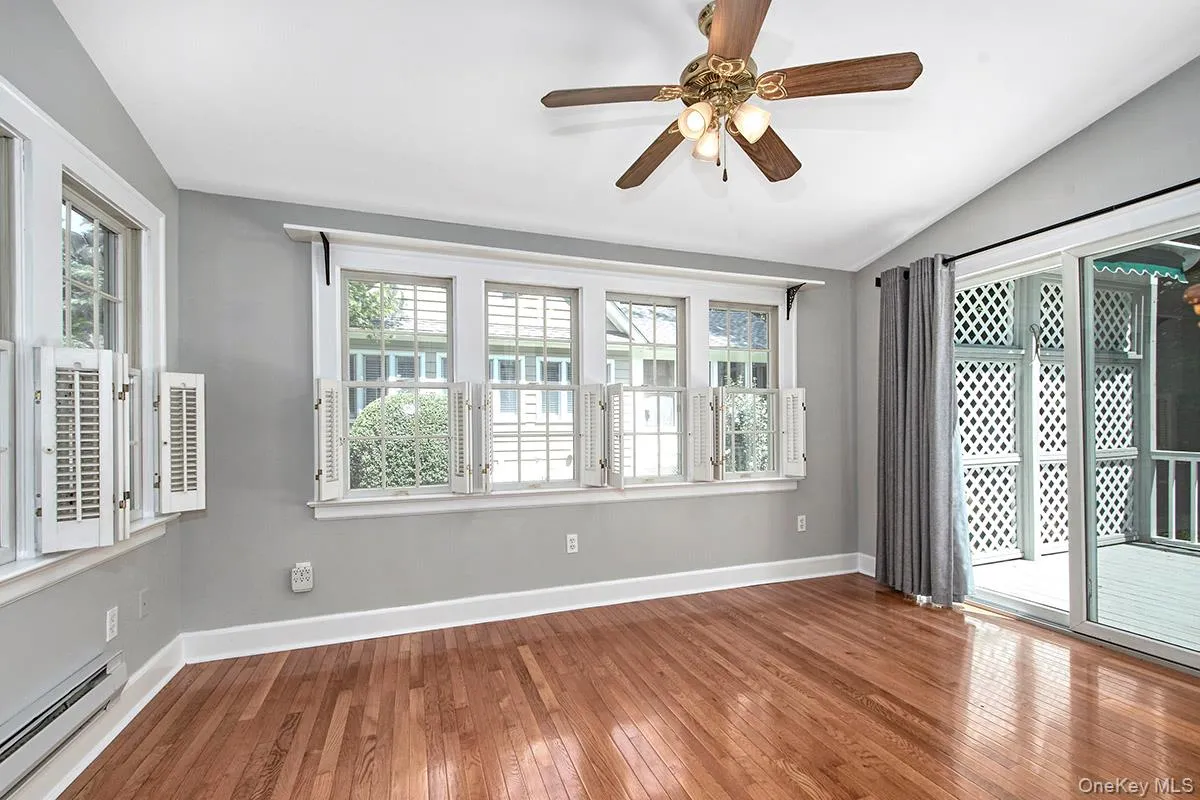 15 Park Street, Rye City, NY, 2 Bedrooms Bedrooms, 6 Rooms Rooms,1 BathroomBathrooms,Residential Lease,For Rent,Park,0,1039781 15 Park Street, Rye City, NY, 2 Bedrooms Bedrooms, 6 Rooms Rooms,1 BathroomBathrooms,Residential Lease,For Rent,Park,0,1039781