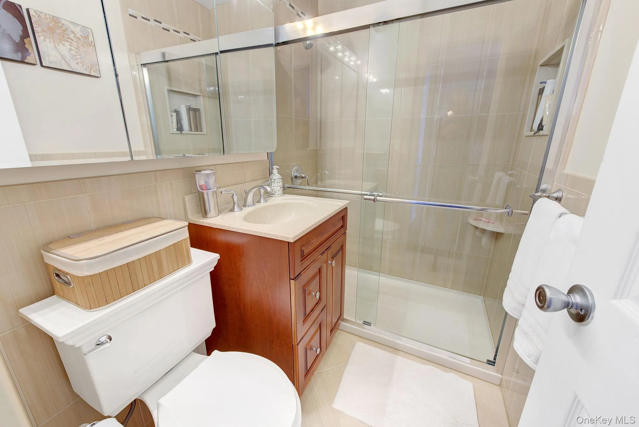 54-40 Little Neck Parkway, New York, NY, 1 Bedroom Bedrooms, 3 Rooms Rooms,1 BathroomBathrooms,Residential,For Rent,Little Neck,0,1039783 54-40 Little Neck Parkway, New York, NY, 1 Bedroom Bedrooms, 3 Rooms Rooms,1 BathroomBathrooms,Residential,For Rent,Little Neck,0,1039783