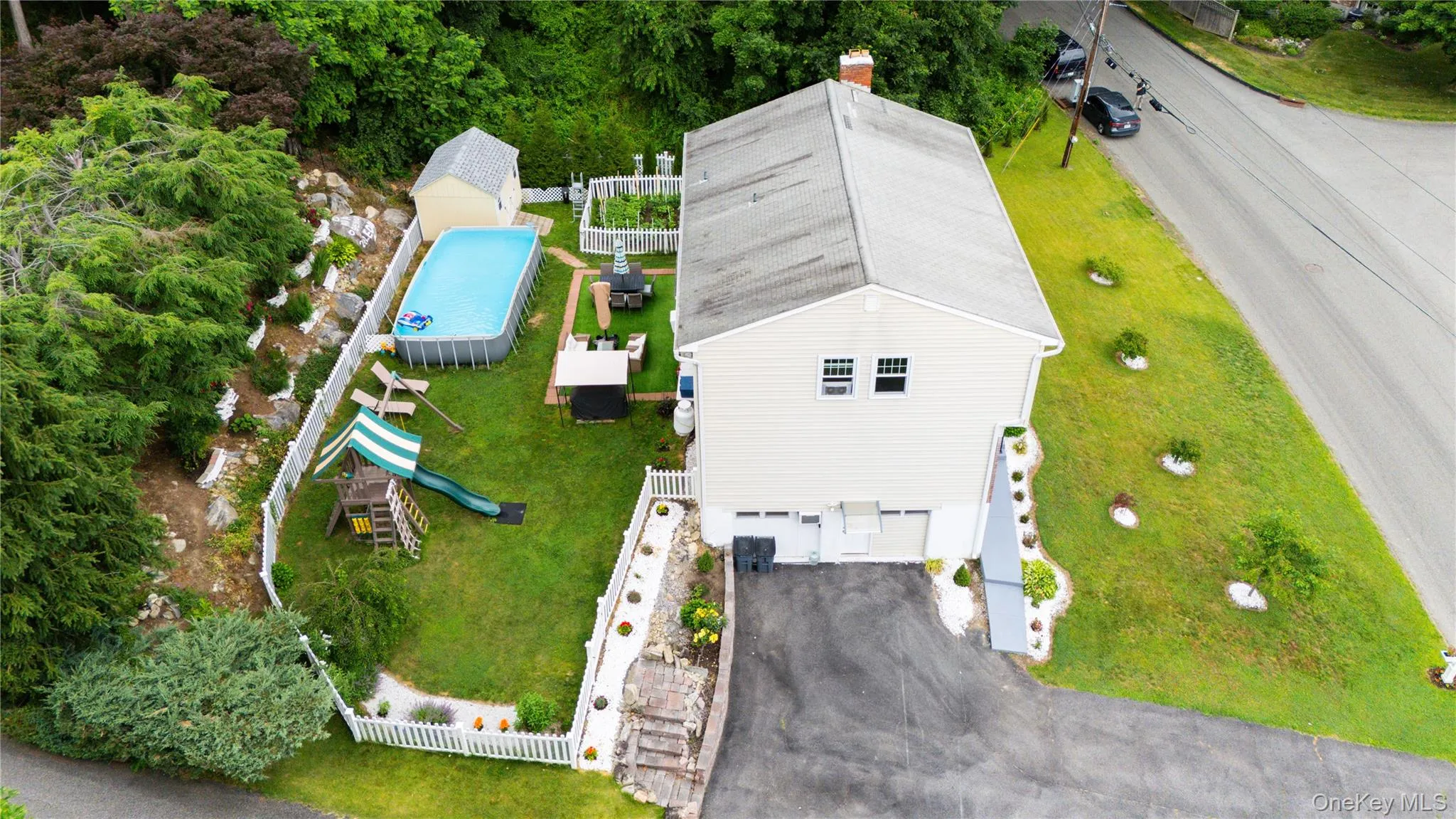 3123 Douglas Drive, Yorktown, NY, 4 Bedrooms Bedrooms, 8 Rooms Rooms,3 BathroomsBathrooms,Residential,For Rent,Douglas,0,1039790 3123 Douglas Drive, Yorktown, NY, 4 Bedrooms Bedrooms, 8 Rooms Rooms,3 BathroomsBathrooms,Residential,For Rent,Douglas,0,1039790