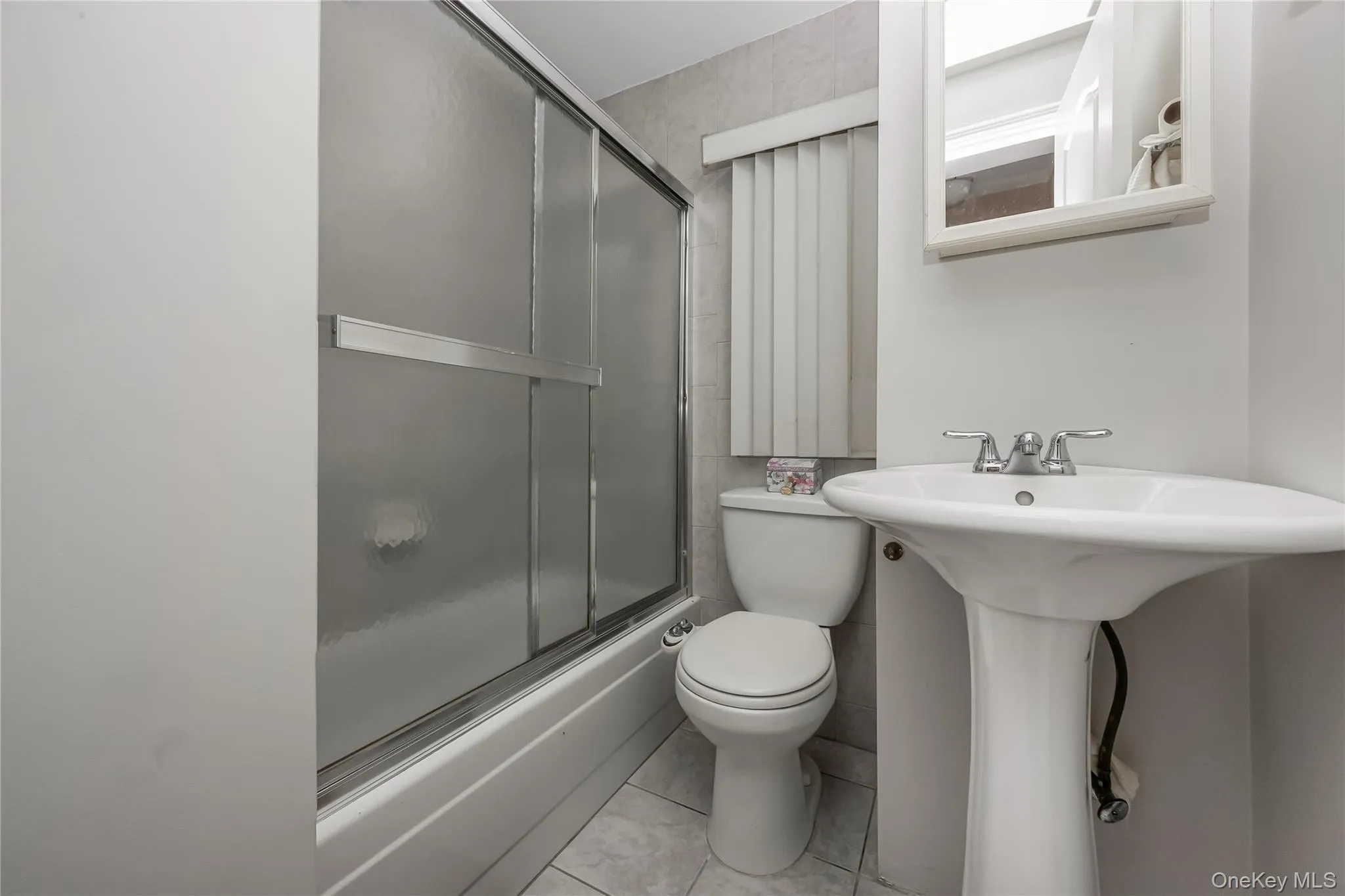 9 Linwood Avenue, Oyster Bay, NY, 4 Bedrooms Bedrooms, 7 Rooms Rooms,3 BathroomsBathrooms,Residential,For Rent,Linwood,0,1039800 9 Linwood Avenue, Oyster Bay, NY, 4 Bedrooms Bedrooms, 7 Rooms Rooms,3 BathroomsBathrooms,Residential,For Rent,Linwood,0,1039800