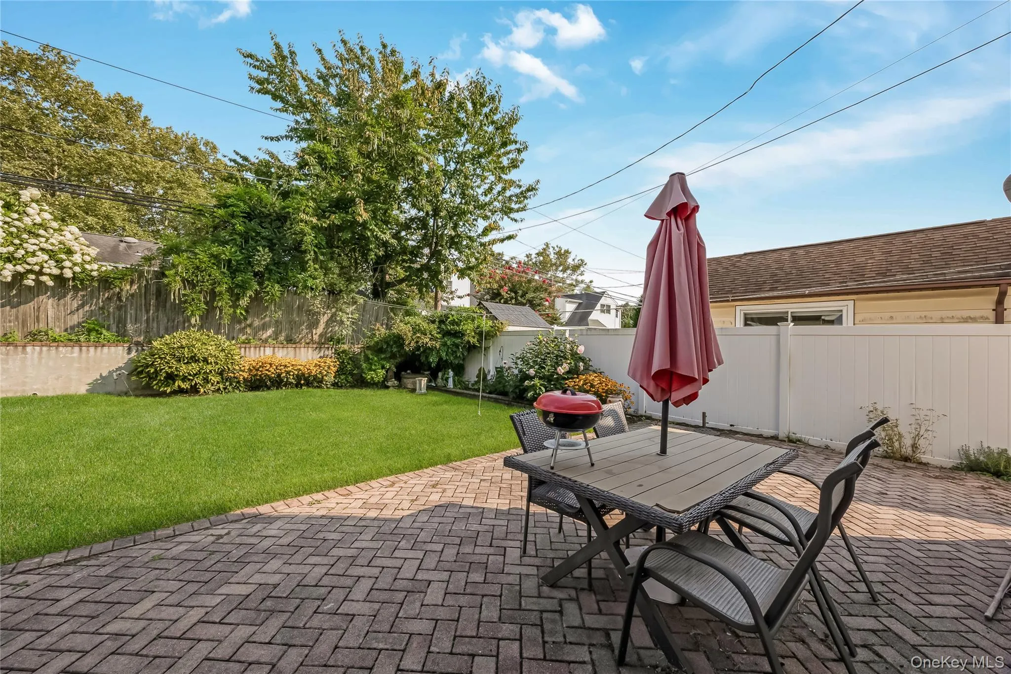 9 Linwood Avenue, Oyster Bay, NY, 4 Bedrooms Bedrooms, 7 Rooms Rooms,3 BathroomsBathrooms,Residential,For Rent,Linwood,0,1039800 9 Linwood Avenue, Oyster Bay, NY, 4 Bedrooms Bedrooms, 7 Rooms Rooms,3 BathroomsBathrooms,Residential,For Rent,Linwood,0,1039800