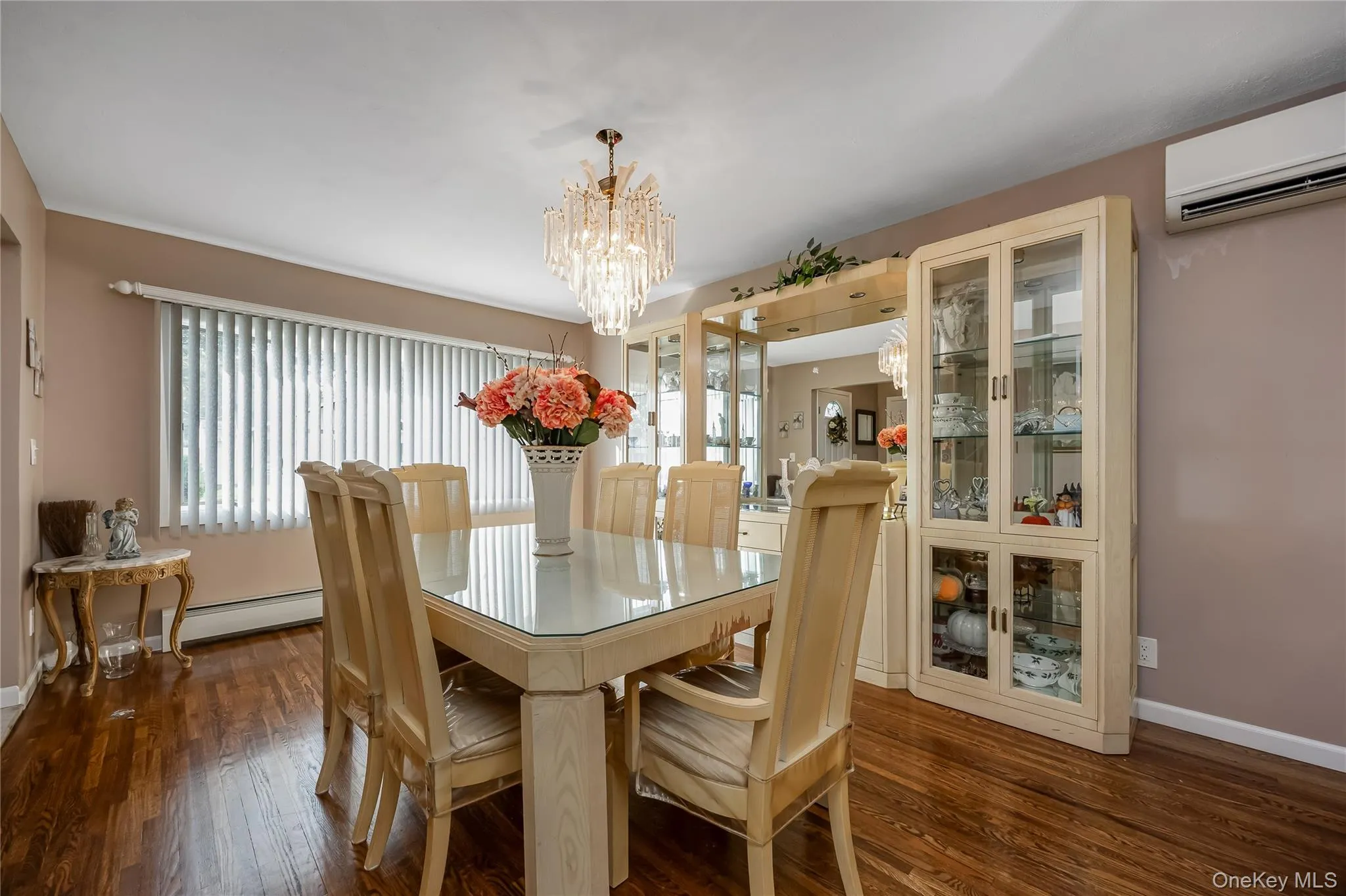 9 Linwood Avenue, Oyster Bay, NY, 4 Bedrooms Bedrooms, 7 Rooms Rooms,3 BathroomsBathrooms,Residential,For Rent,Linwood,0,1039800 9 Linwood Avenue, Oyster Bay, NY, 4 Bedrooms Bedrooms, 7 Rooms Rooms,3 BathroomsBathrooms,Residential,For Rent,Linwood,0,1039800