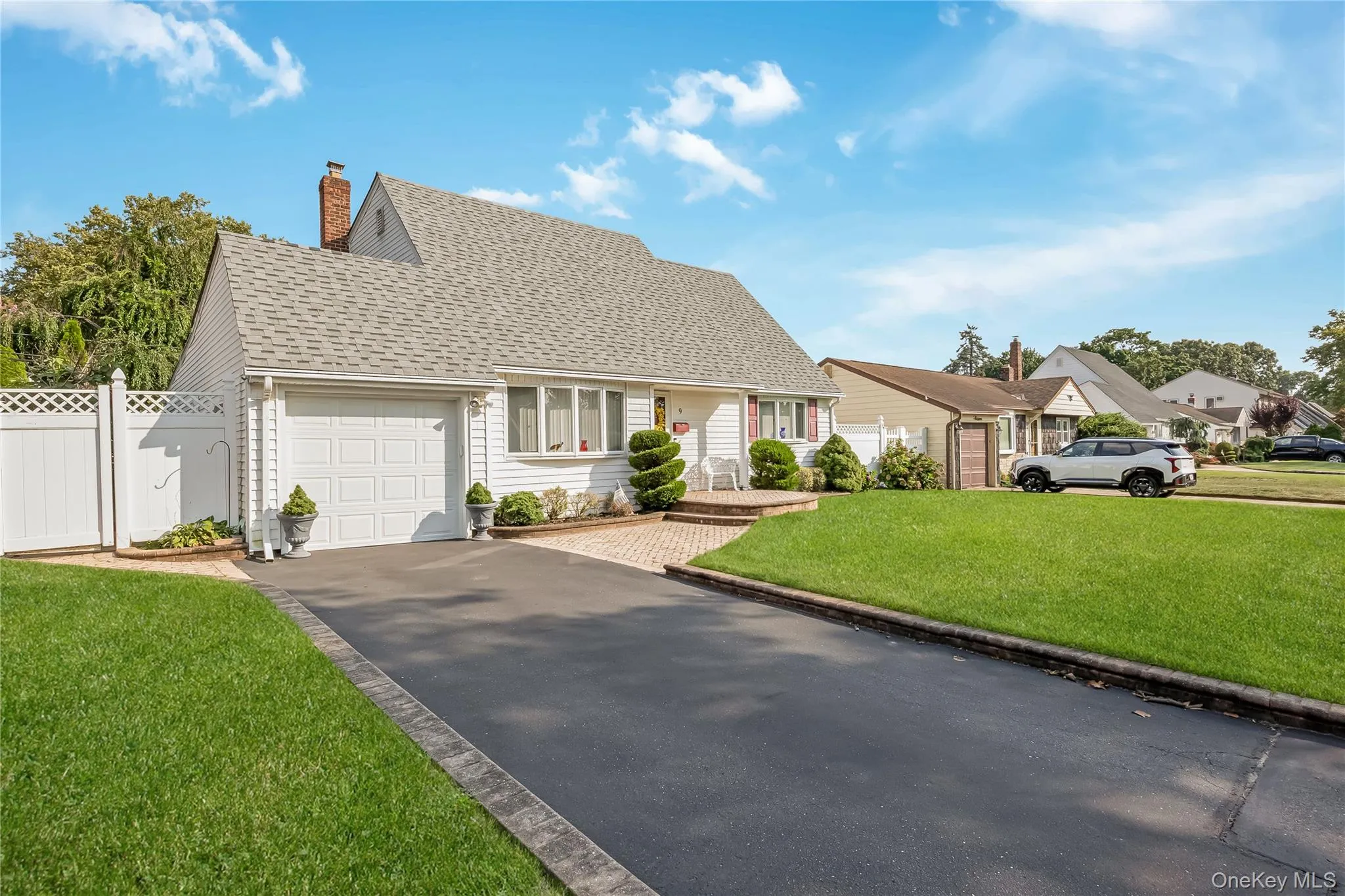 9 Linwood Avenue, Oyster Bay, NY, 4 Bedrooms Bedrooms, 7 Rooms Rooms,3 BathroomsBathrooms,Residential,For Rent,Linwood,0,1039800 9 Linwood Avenue, Oyster Bay, NY, 4 Bedrooms Bedrooms, 7 Rooms Rooms,3 BathroomsBathrooms,Residential,For Rent,Linwood,0,1039800