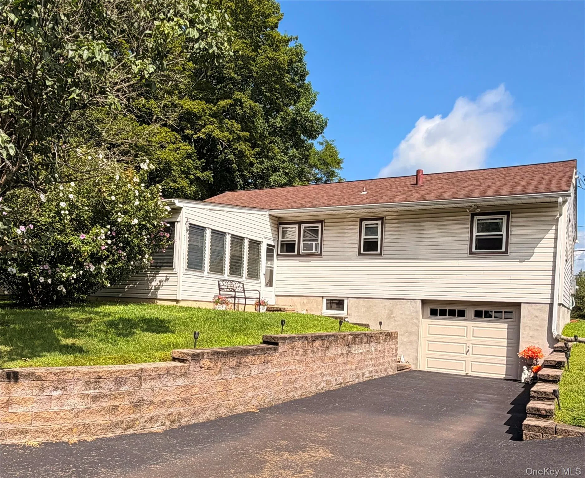 973 State Route 17K, Montgomery, NY, 3 Bedrooms Bedrooms, 6 Rooms Rooms,1 BathroomBathrooms,Residential,For Rent,State Route 17K,0,1039803 973 State Route 17K, Montgomery, NY, 3 Bedrooms Bedrooms, 6 Rooms Rooms,1 BathroomBathrooms,Residential,For Rent,State Route 17K,0,1039803