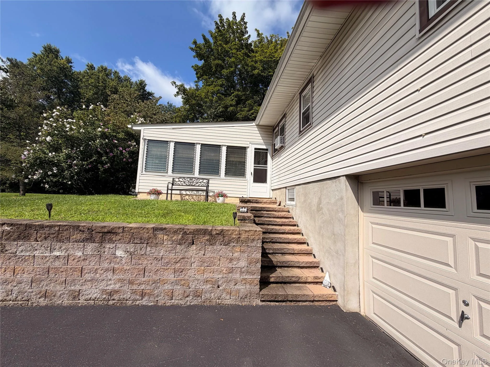 973 State Route 17K, Montgomery, NY, 3 Bedrooms Bedrooms, 6 Rooms Rooms,1 BathroomBathrooms,Residential,For Rent,State Route 17K,0,1039803 973 State Route 17K, Montgomery, NY, 3 Bedrooms Bedrooms, 6 Rooms Rooms,1 BathroomBathrooms,Residential,For Rent,State Route 17K,0,1039803