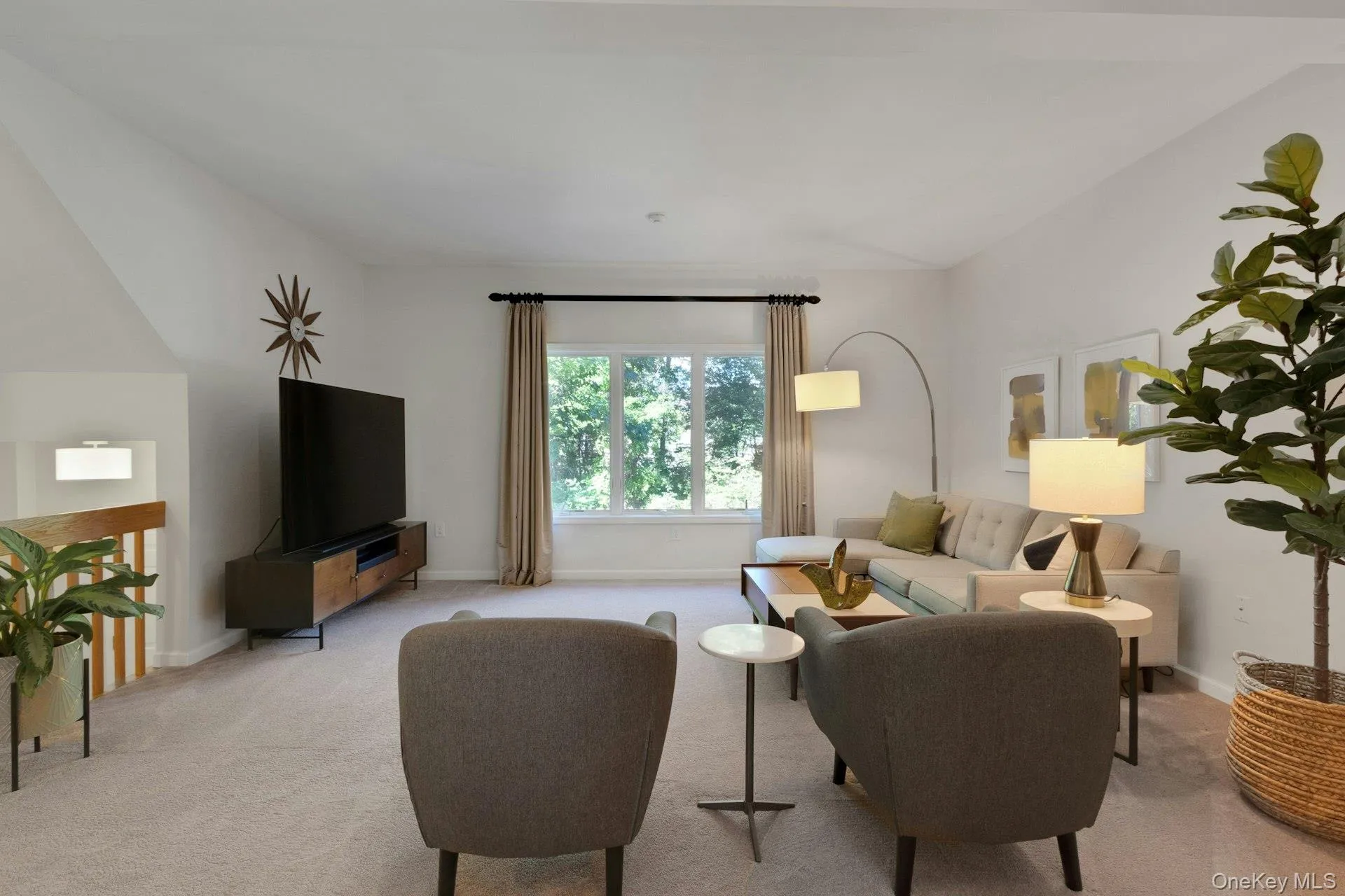 Living Room/Dining Room Living Room/Dining Room
