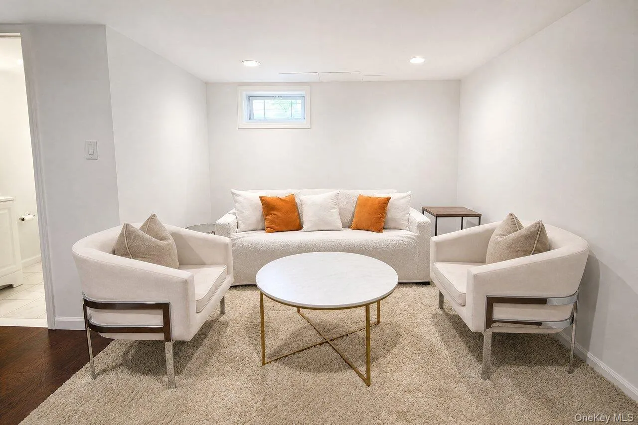 35 Moriches Avenue, Brookhaven, NY, 4 Bedrooms Bedrooms, 4 Rooms Rooms,2 BathroomsBathrooms,Residential,For Rent,Moriches,0,1039808 35 Moriches Avenue, Brookhaven, NY, 4 Bedrooms Bedrooms, 4 Rooms Rooms,2 BathroomsBathrooms,Residential,For Rent,Moriches,0,1039808