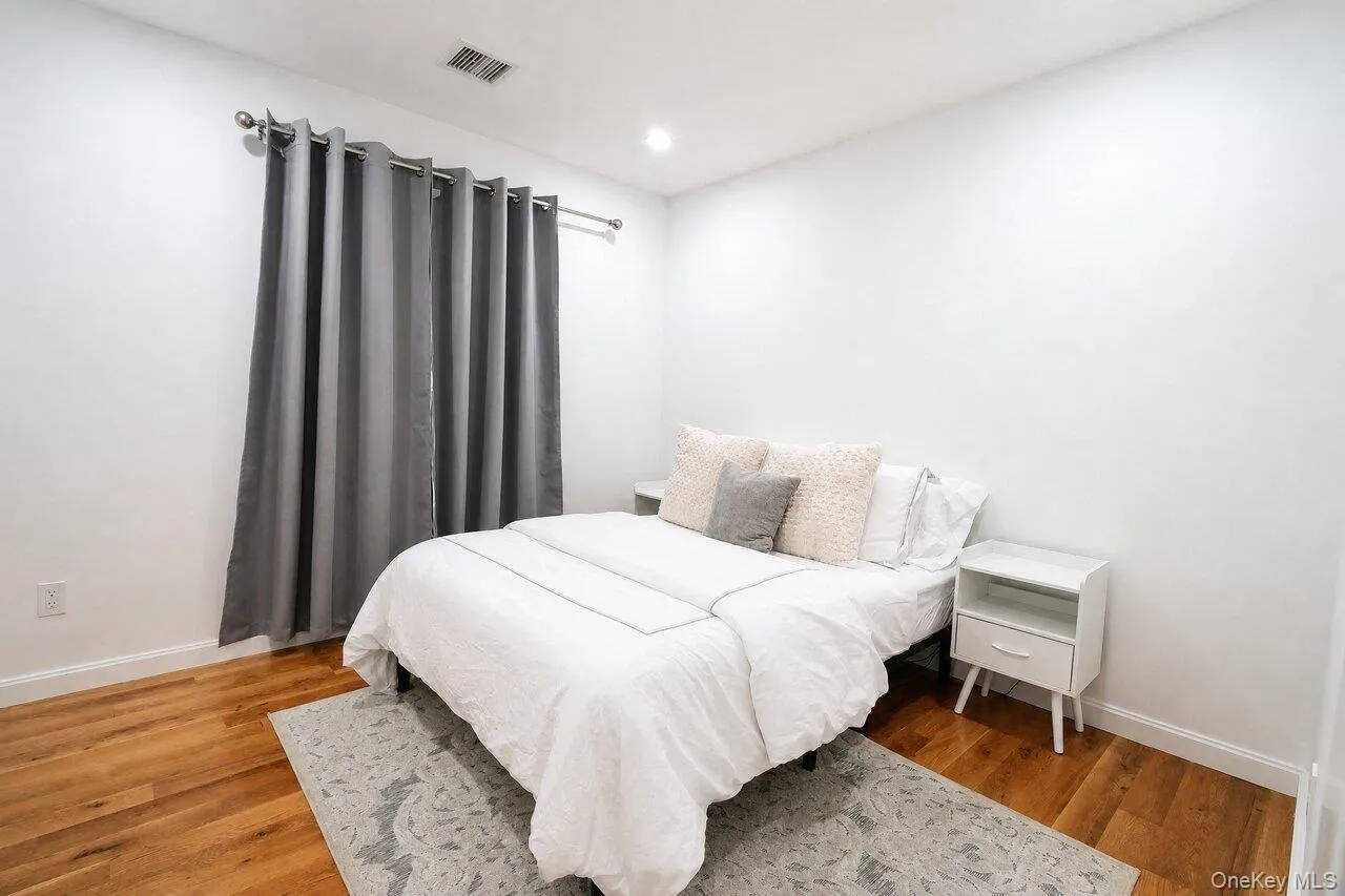 35 Moriches Avenue, Brookhaven, NY, 4 Bedrooms Bedrooms, 4 Rooms Rooms,2 BathroomsBathrooms,Residential,For Rent,Moriches,0,1039808 35 Moriches Avenue, Brookhaven, NY, 4 Bedrooms Bedrooms, 4 Rooms Rooms,2 BathroomsBathrooms,Residential,For Rent,Moriches,0,1039808