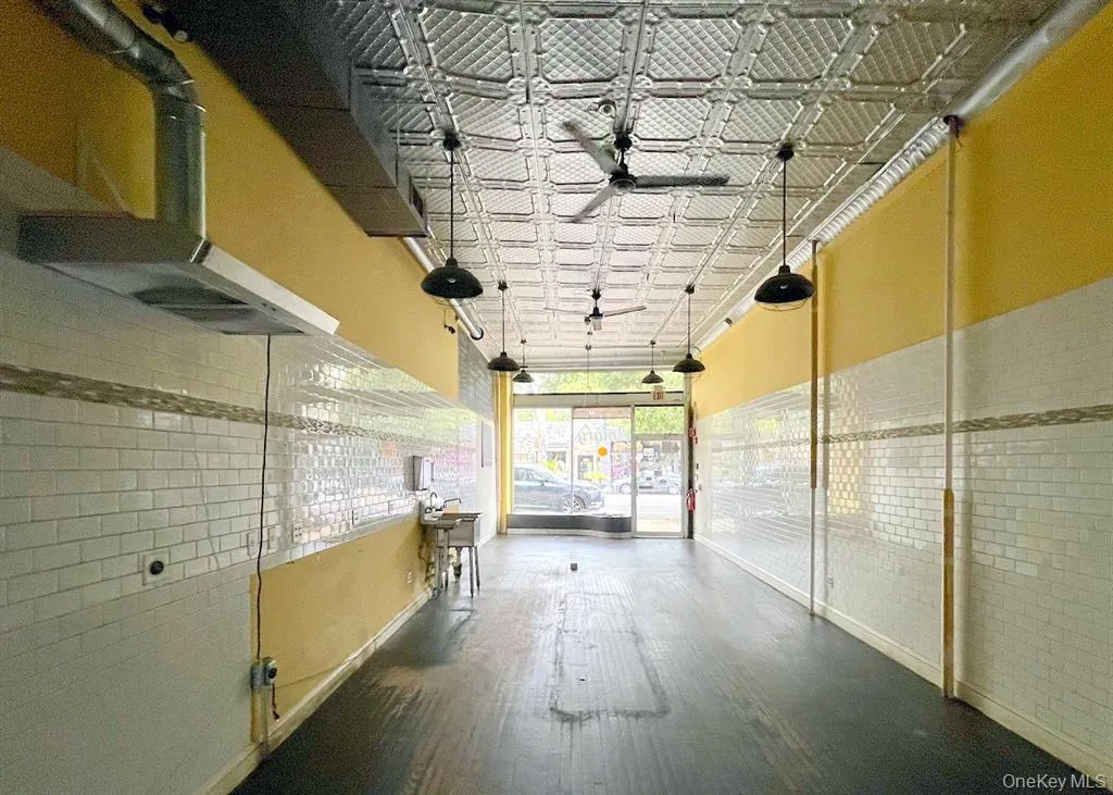 157 Larchmont Avenue, Mamaroneck, NY, ,Commercial Lease,For Rent,Larchmont,0,1039812 157 Larchmont Avenue, Mamaroneck, NY, ,Commercial Lease,For Rent,Larchmont,0,1039812