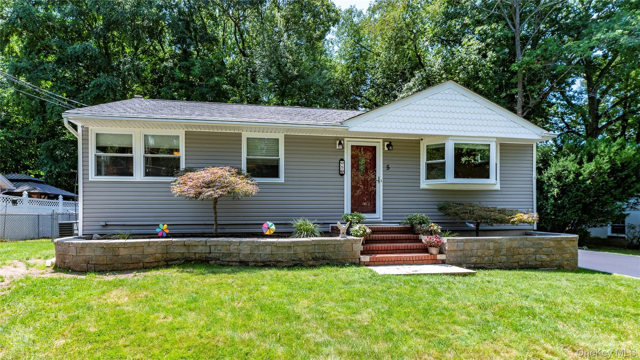 5 Nelson Place, Clarkstown, NY, 3 Bedrooms Bedrooms, 10 Rooms Rooms,2 BathroomsBathrooms,Residential,For Rent,Nelson,0,1039815 5 Nelson Place, Clarkstown, NY, 3 Bedrooms Bedrooms, 10 Rooms Rooms,2 BathroomsBathrooms,Residential,For Rent,Nelson,0,1039815