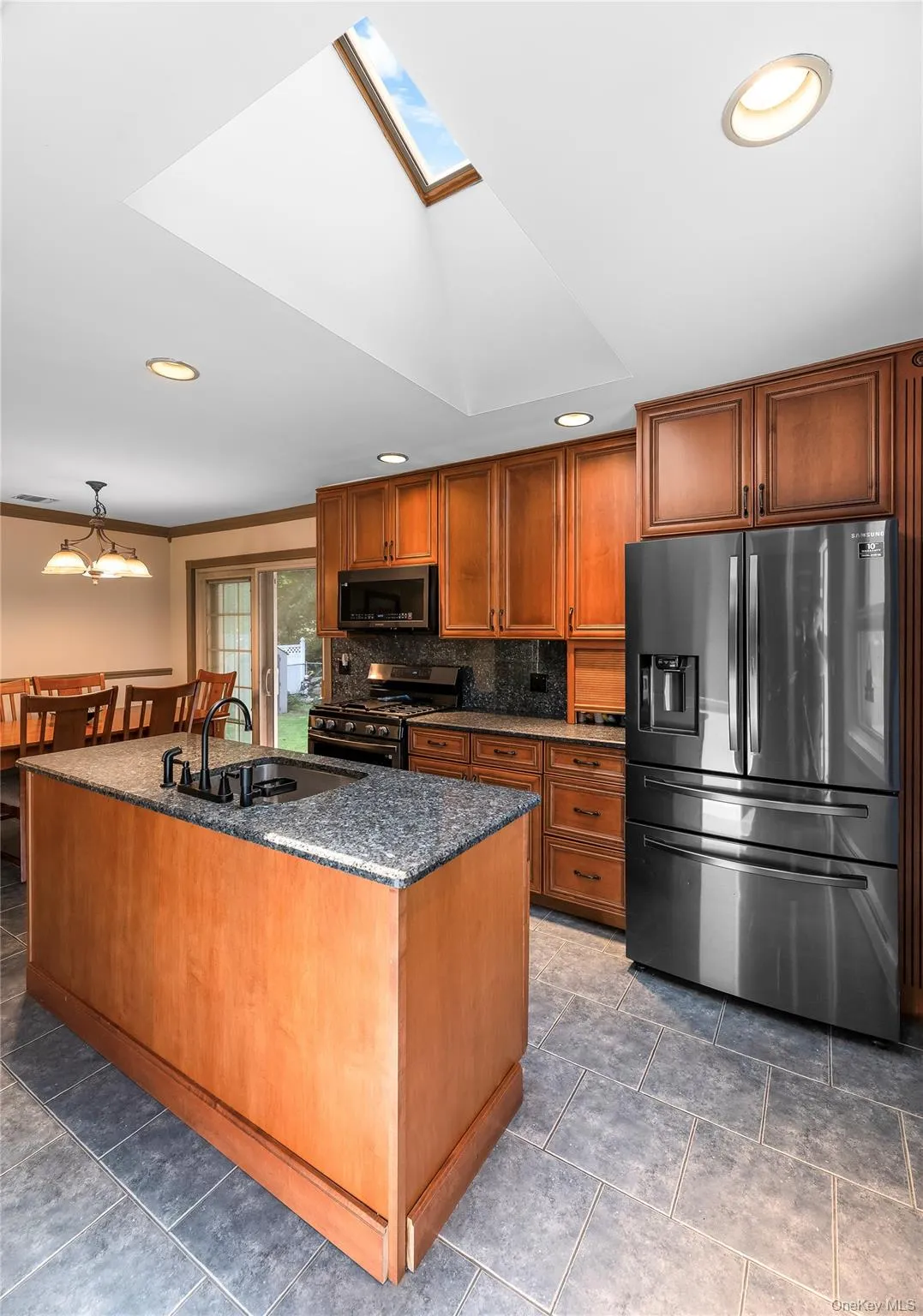 5 Nelson Place, Clarkstown, NY, 3 Bedrooms Bedrooms, 10 Rooms Rooms,2 BathroomsBathrooms,Residential,For Rent,Nelson,0,1039815 5 Nelson Place, Clarkstown, NY, 3 Bedrooms Bedrooms, 10 Rooms Rooms,2 BathroomsBathrooms,Residential,For Rent,Nelson,0,1039815