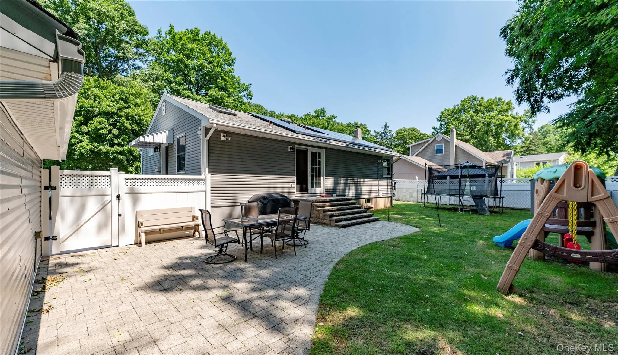 5 Nelson Place, Clarkstown, NY, 3 Bedrooms Bedrooms, 10 Rooms Rooms,2 BathroomsBathrooms,Residential,For Rent,Nelson,0,1039815 5 Nelson Place, Clarkstown, NY, 3 Bedrooms Bedrooms, 10 Rooms Rooms,2 BathroomsBathrooms,Residential,For Rent,Nelson,0,1039815