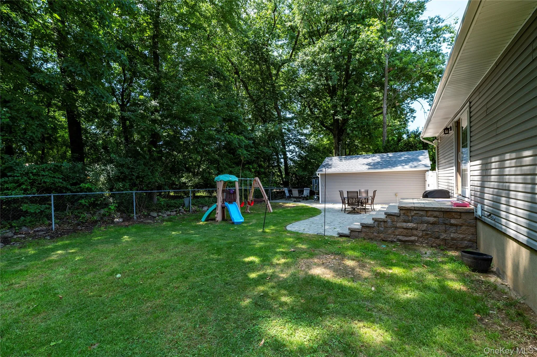 5 Nelson Place, Clarkstown, NY, 3 Bedrooms Bedrooms, 10 Rooms Rooms,2 BathroomsBathrooms,Residential,For Rent,Nelson,0,1039815 5 Nelson Place, Clarkstown, NY, 3 Bedrooms Bedrooms, 10 Rooms Rooms,2 BathroomsBathrooms,Residential,For Rent,Nelson,0,1039815