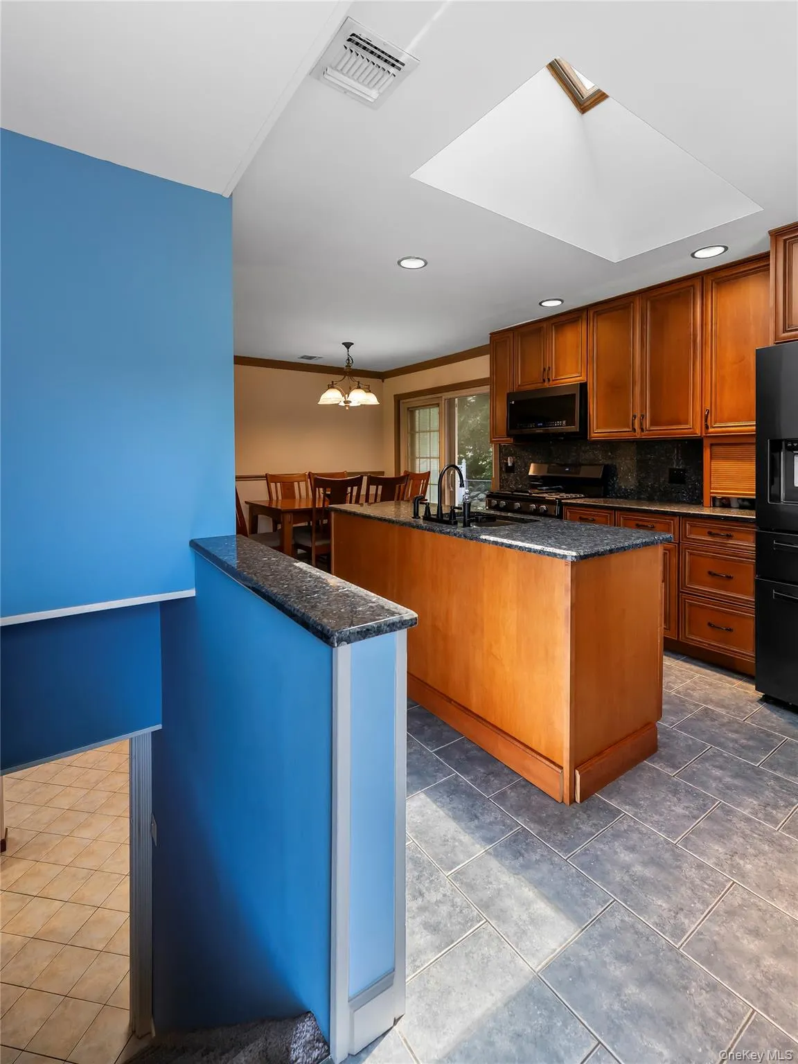 5 Nelson Place, Clarkstown, NY, 3 Bedrooms Bedrooms, 10 Rooms Rooms,2 BathroomsBathrooms,Residential,For Rent,Nelson,0,1039815 5 Nelson Place, Clarkstown, NY, 3 Bedrooms Bedrooms, 10 Rooms Rooms,2 BathroomsBathrooms,Residential,For Rent,Nelson,0,1039815