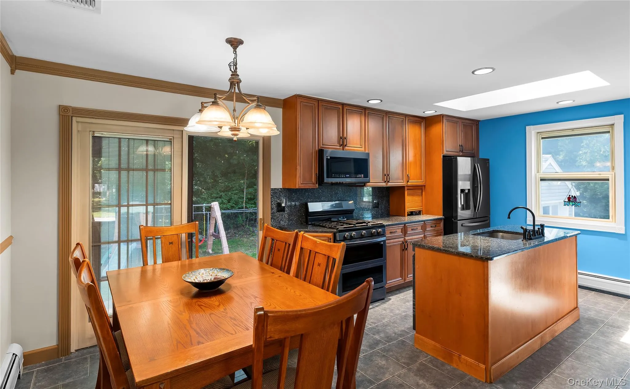 5 Nelson Place, Clarkstown, NY, 3 Bedrooms Bedrooms, 10 Rooms Rooms,2 BathroomsBathrooms,Residential,For Rent,Nelson,0,1039815 5 Nelson Place, Clarkstown, NY, 3 Bedrooms Bedrooms, 10 Rooms Rooms,2 BathroomsBathrooms,Residential,For Rent,Nelson,0,1039815