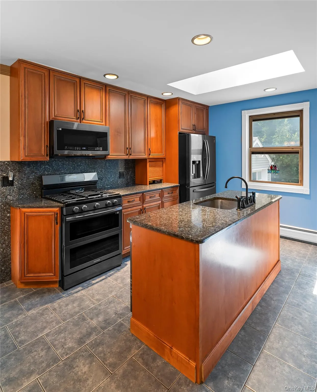 5 Nelson Place, Clarkstown, NY, 3 Bedrooms Bedrooms, 10 Rooms Rooms,2 BathroomsBathrooms,Residential,For Rent,Nelson,0,1039815 5 Nelson Place, Clarkstown, NY, 3 Bedrooms Bedrooms, 10 Rooms Rooms,2 BathroomsBathrooms,Residential,For Rent,Nelson,0,1039815