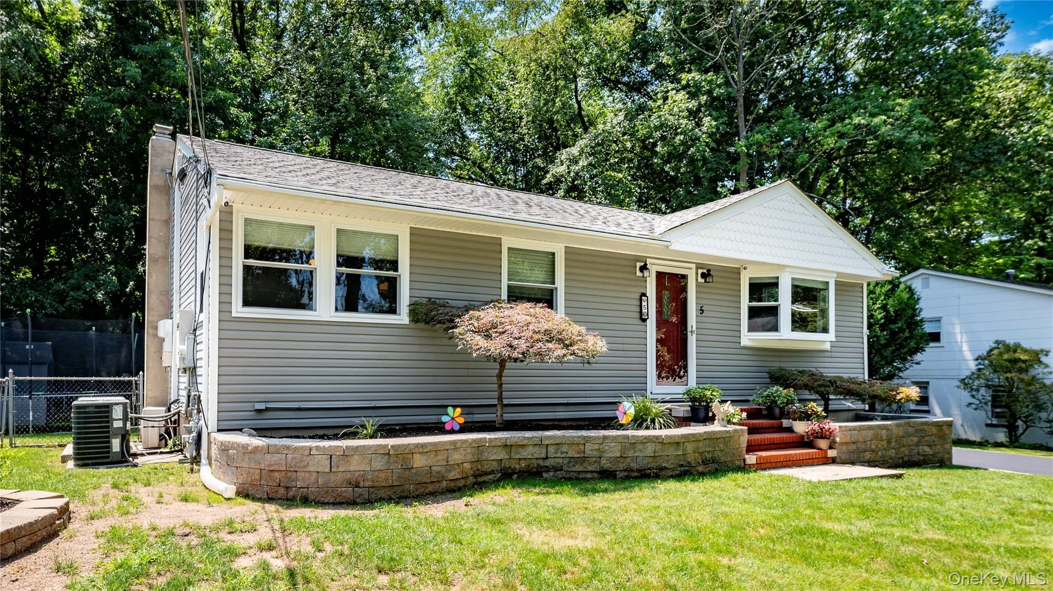 5 Nelson Place, Clarkstown, NY, 3 Bedrooms Bedrooms, 10 Rooms Rooms,2 BathroomsBathrooms,Residential,For Rent,Nelson,0,1039815 5 Nelson Place, Clarkstown, NY, 3 Bedrooms Bedrooms, 10 Rooms Rooms,2 BathroomsBathrooms,Residential,For Rent,Nelson,0,1039815