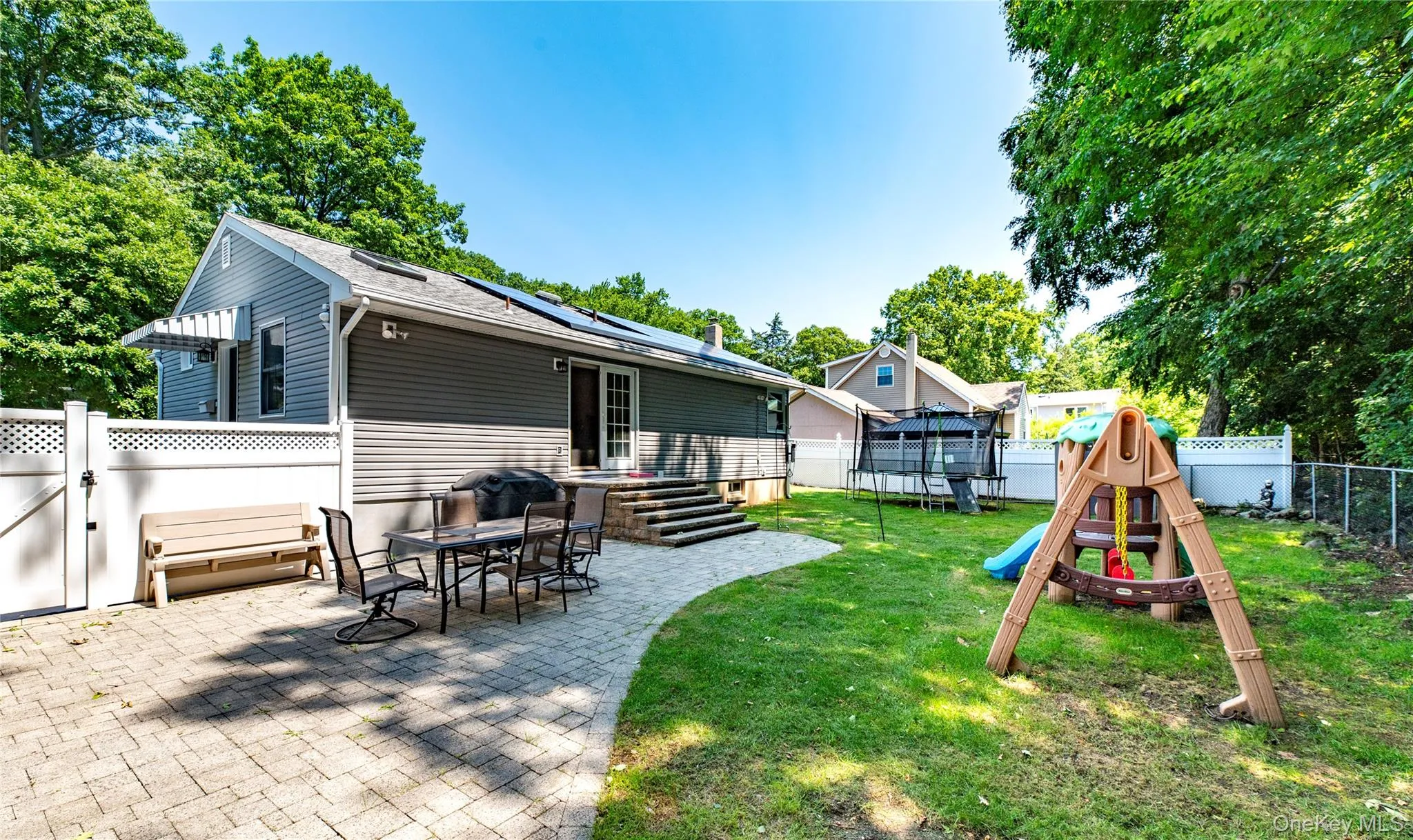 5 Nelson Place, Clarkstown, NY, 3 Bedrooms Bedrooms, 10 Rooms Rooms,2 BathroomsBathrooms,Residential,For Rent,Nelson,0,1039815 5 Nelson Place, Clarkstown, NY, 3 Bedrooms Bedrooms, 10 Rooms Rooms,2 BathroomsBathrooms,Residential,For Rent,Nelson,0,1039815