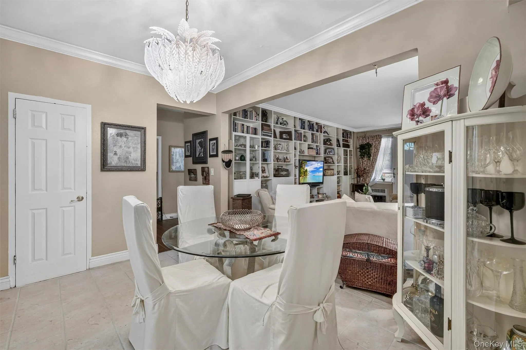 280 Collins Avenue, Mount Vernon, NY, 3 Bedrooms Bedrooms, 5 Rooms Rooms,2 BathroomsBathrooms,Residential,For Rent,Collins,0,1039817 280 Collins Avenue, Mount Vernon, NY, 3 Bedrooms Bedrooms, 5 Rooms Rooms,2 BathroomsBathrooms,Residential,For Rent,Collins,0,1039817