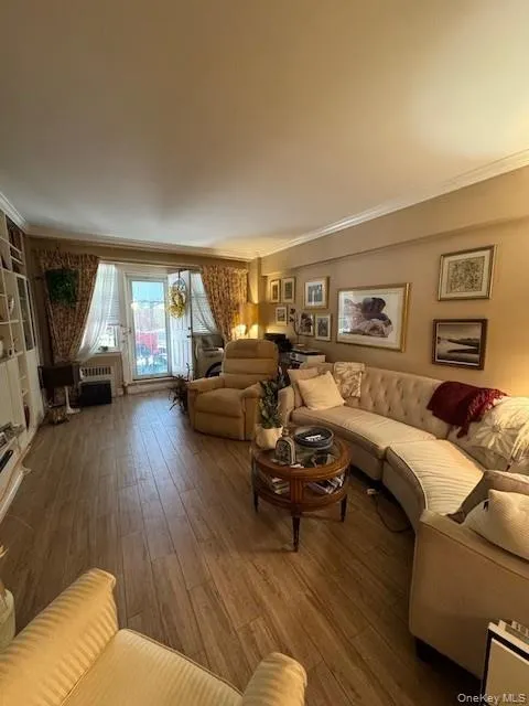 280 Collins Avenue, Mount Vernon, NY, 3 Bedrooms Bedrooms, 5 Rooms Rooms,2 BathroomsBathrooms,Residential,For Rent,Collins,0,1039817 280 Collins Avenue, Mount Vernon, NY, 3 Bedrooms Bedrooms, 5 Rooms Rooms,2 BathroomsBathrooms,Residential,For Rent,Collins,0,1039817