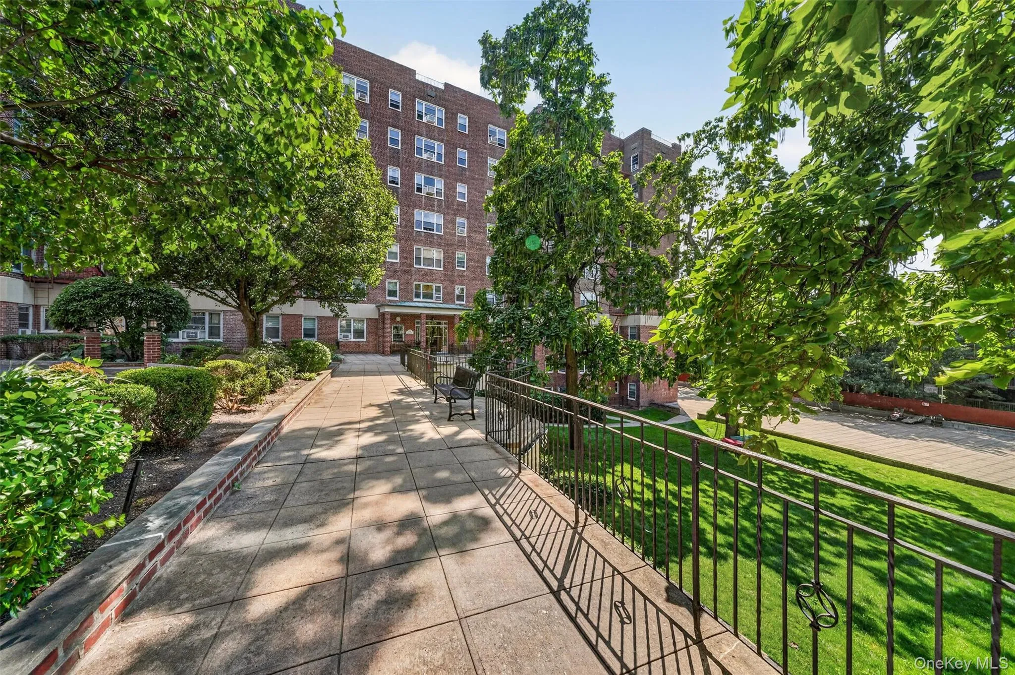 280 Collins Avenue, Mount Vernon, NY, 3 Bedrooms Bedrooms, 5 Rooms Rooms,2 BathroomsBathrooms,Residential,For Rent,Collins,0,1039817 280 Collins Avenue, Mount Vernon, NY, 3 Bedrooms Bedrooms, 5 Rooms Rooms,2 BathroomsBathrooms,Residential,For Rent,Collins,0,1039817