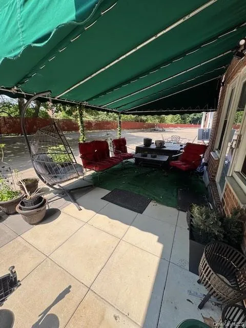 280 Collins Avenue, Mount Vernon, NY, 3 Bedrooms Bedrooms, 5 Rooms Rooms,2 BathroomsBathrooms,Residential,For Rent,Collins,0,1039817 280 Collins Avenue, Mount Vernon, NY, 3 Bedrooms Bedrooms, 5 Rooms Rooms,2 BathroomsBathrooms,Residential,For Rent,Collins,0,1039817