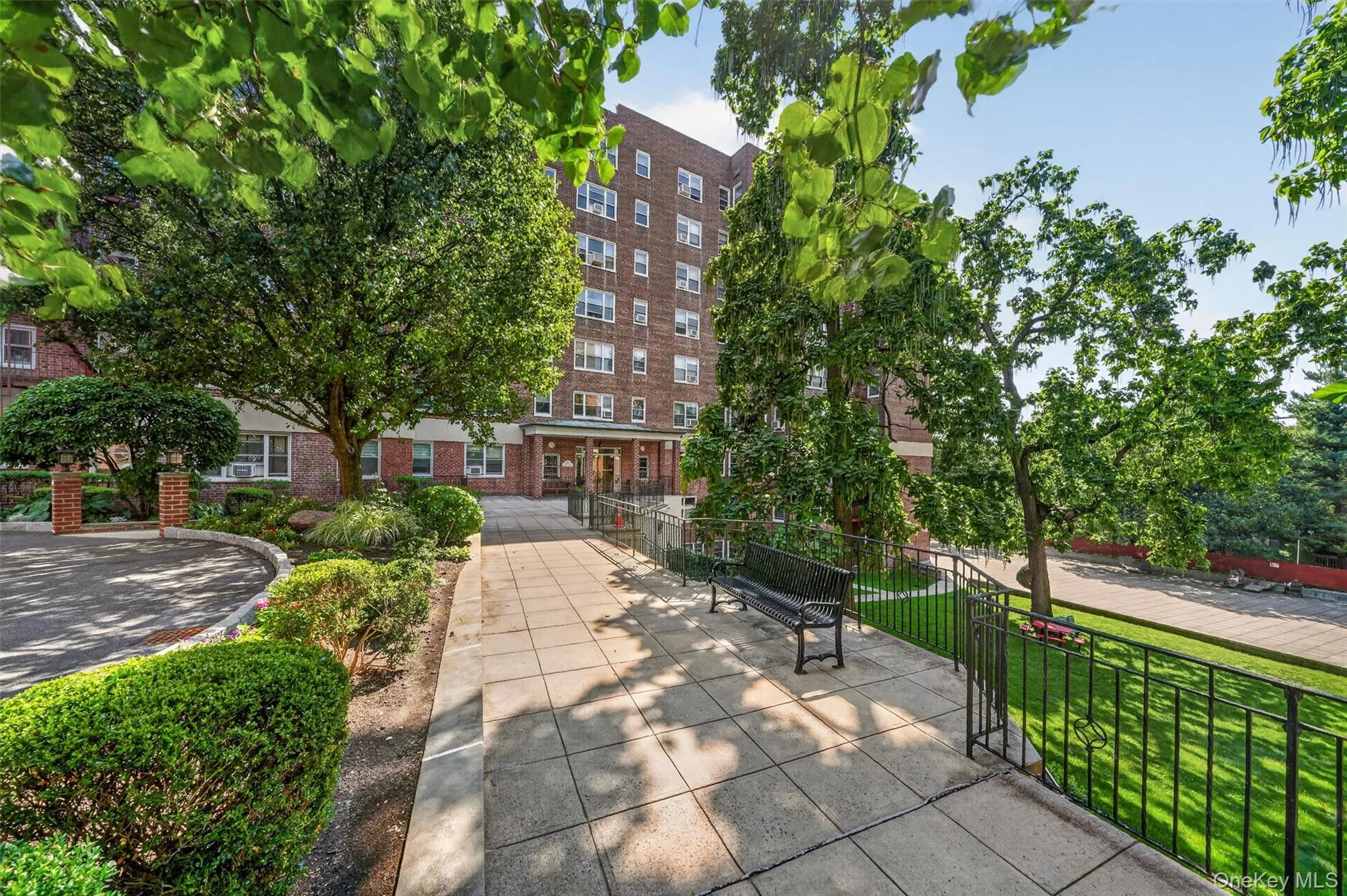 280 Collins Avenue, Mount Vernon, NY, 3 Bedrooms Bedrooms, 5 Rooms Rooms,2 BathroomsBathrooms,Residential,For Rent,Collins,0,1039817 280 Collins Avenue, Mount Vernon, NY, 3 Bedrooms Bedrooms, 5 Rooms Rooms,2 BathroomsBathrooms,Residential,For Rent,Collins,0,1039817