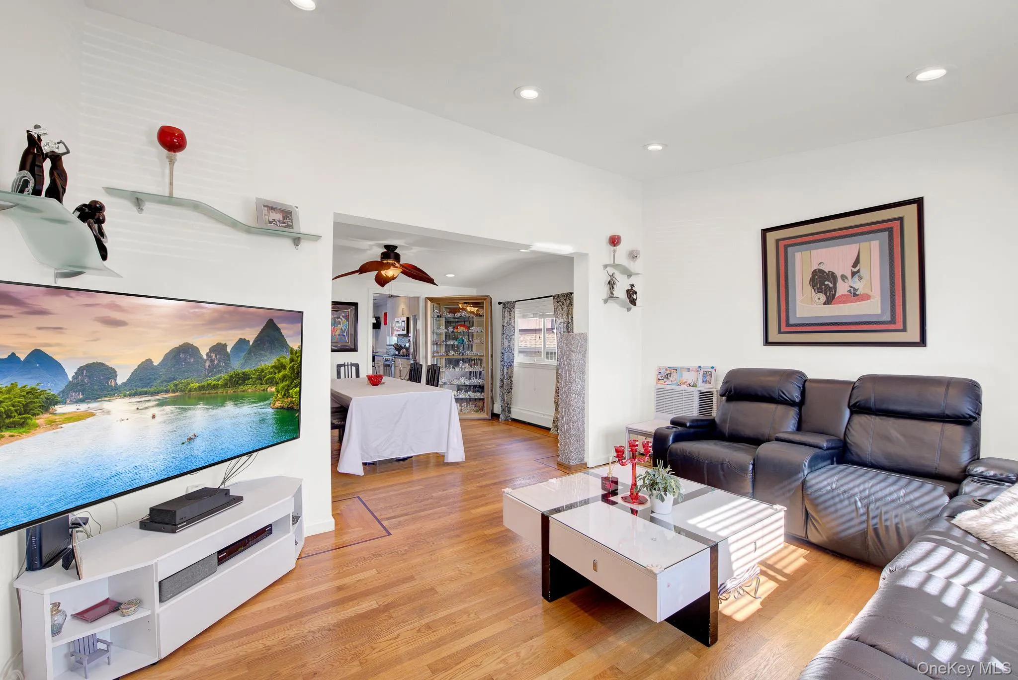 76 Suffolk Road, Hempstead, NY, 2 Bedrooms Bedrooms, 5 Rooms Rooms,2 BathroomsBathrooms,Residential,For Rent,Suffolk,0,1039818 76 Suffolk Road, Hempstead, NY, 2 Bedrooms Bedrooms, 5 Rooms Rooms,2 BathroomsBathrooms,Residential,For Rent,Suffolk,0,1039818