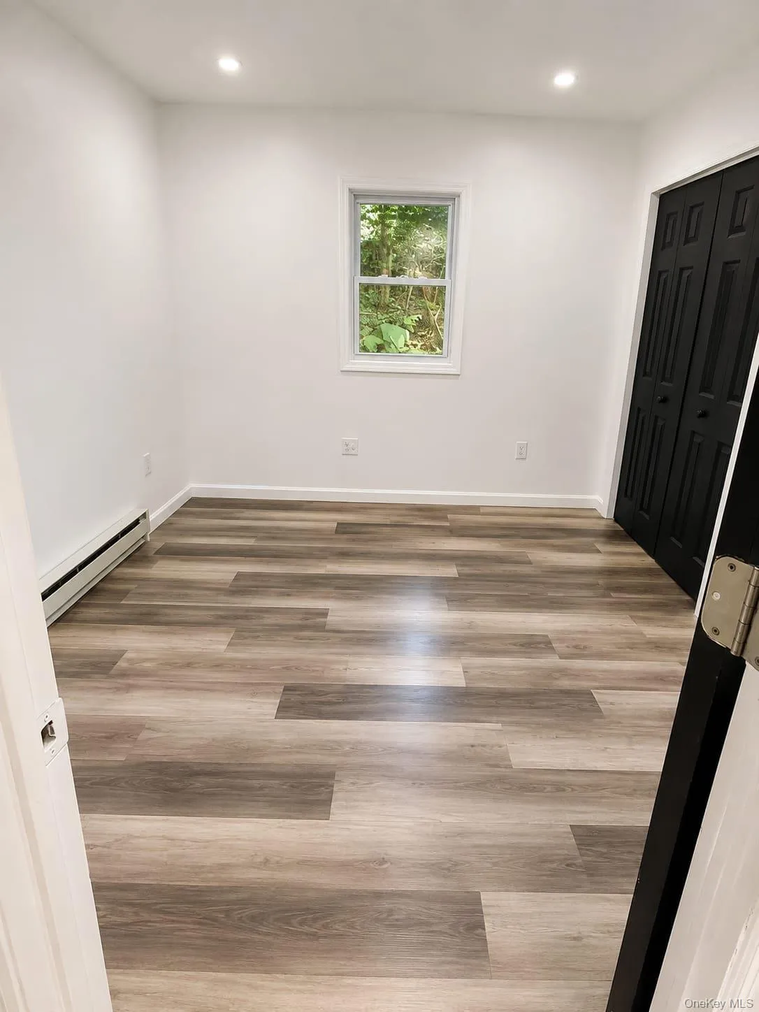 9' x 10' 9' x 10'