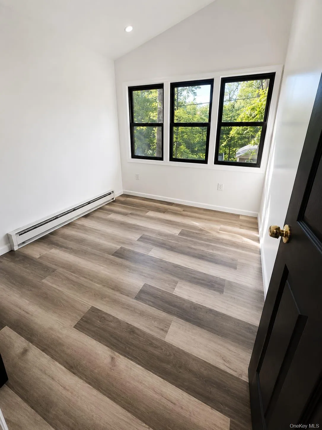 10' x 10' 10' x 10'